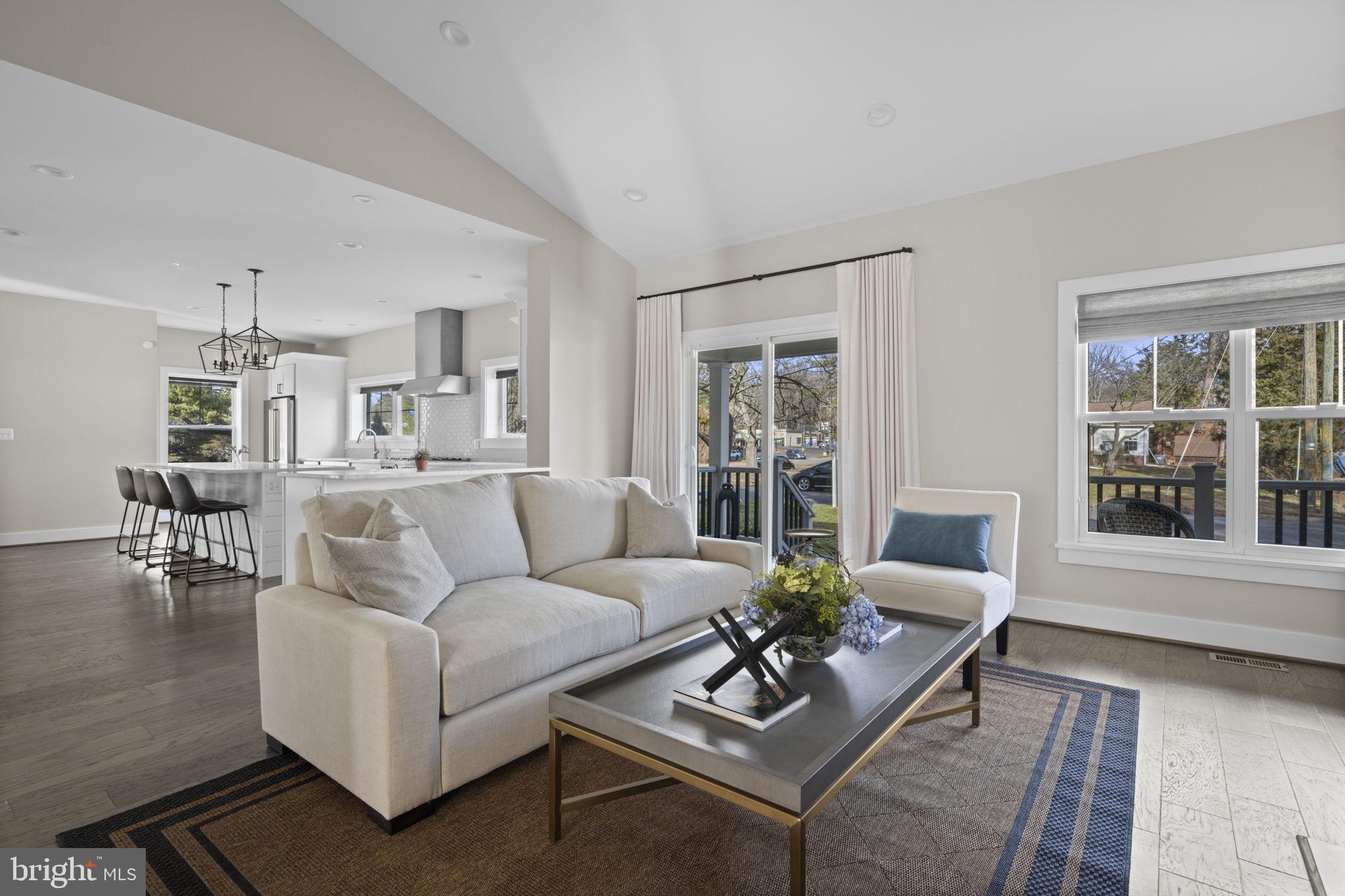 Real estate listing preview #16