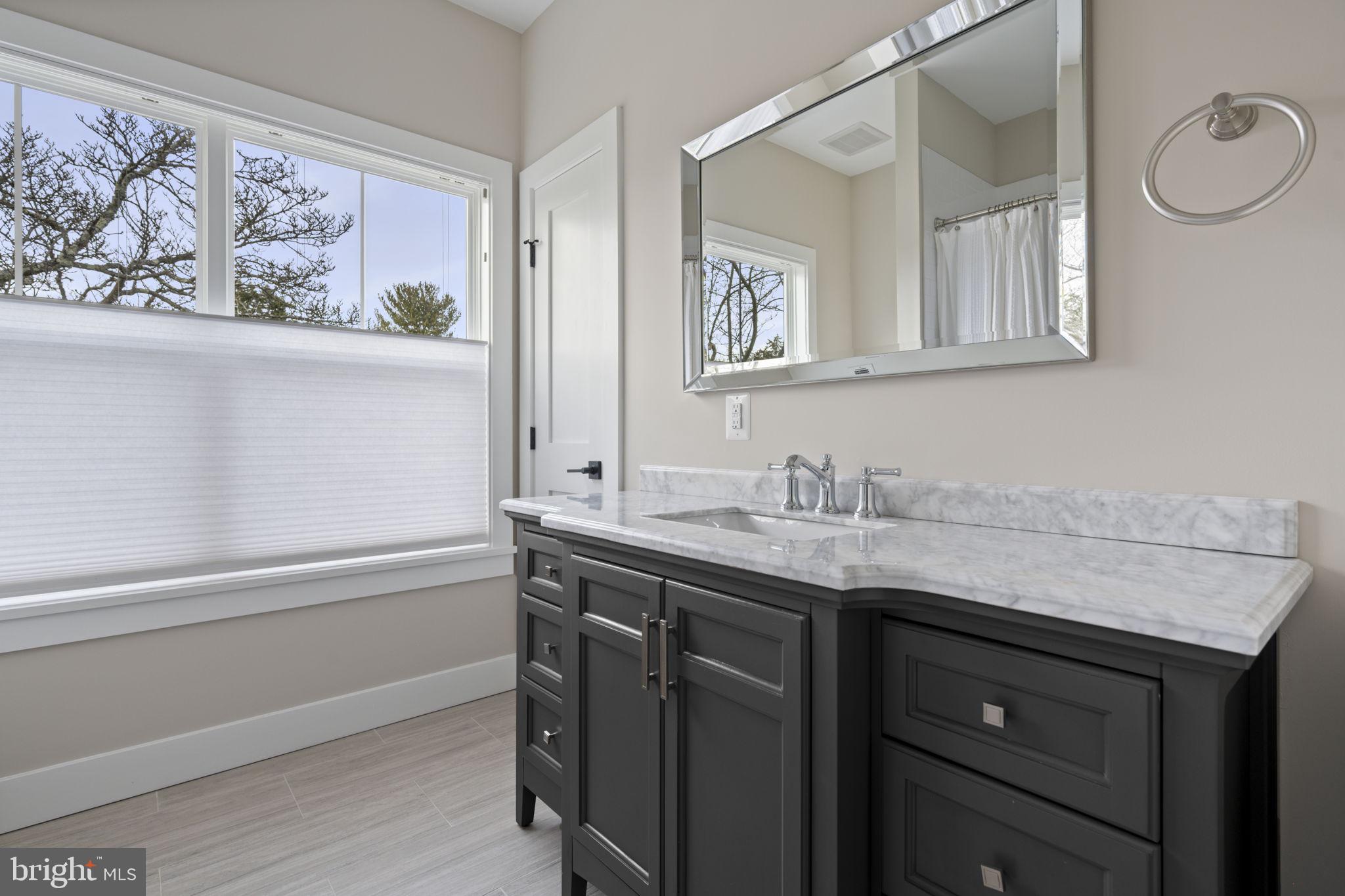 Real estate listing preview #42