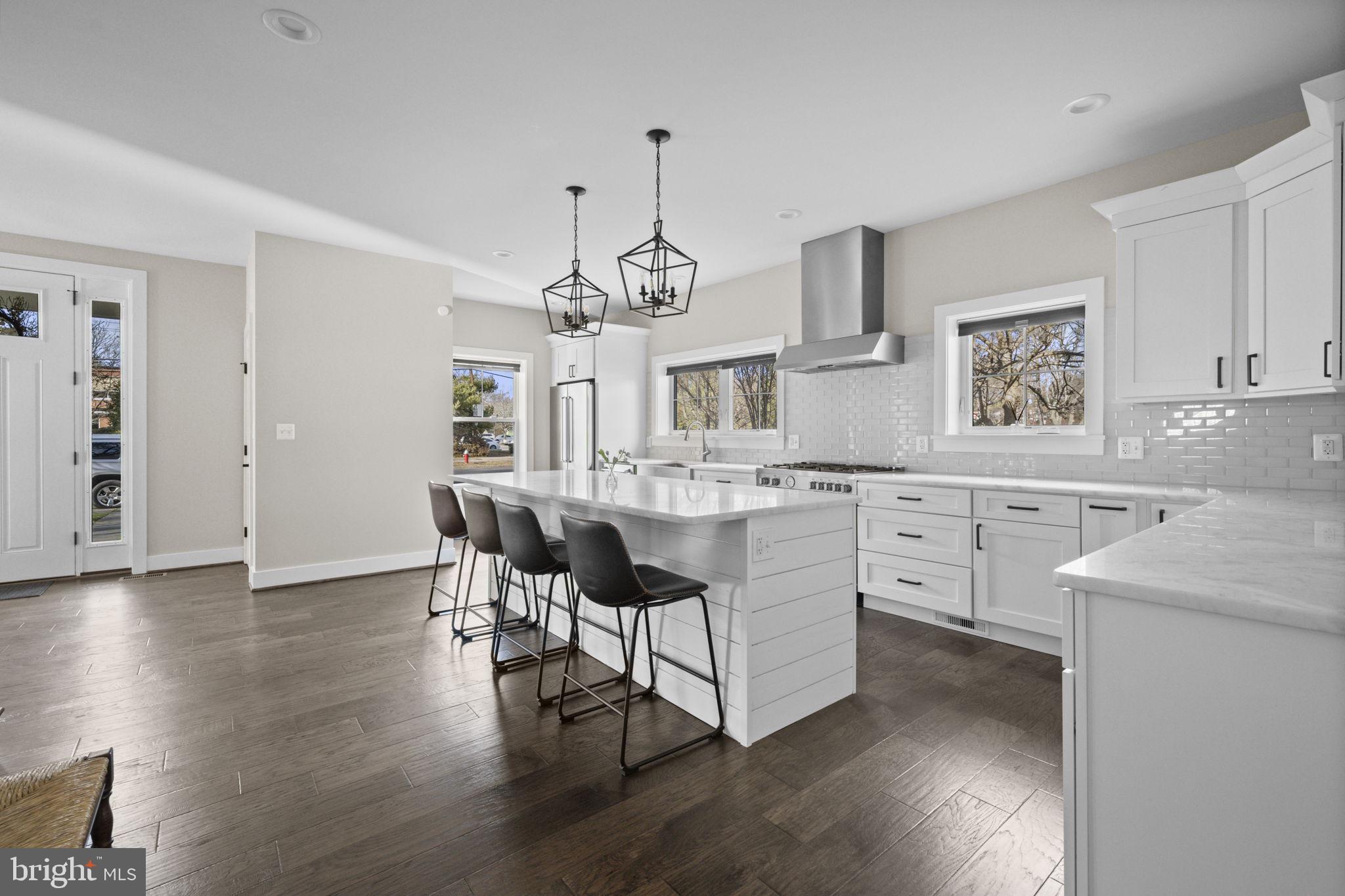 Real estate listing preview #10