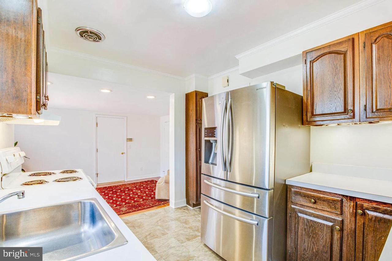 Real estate listing preview #17