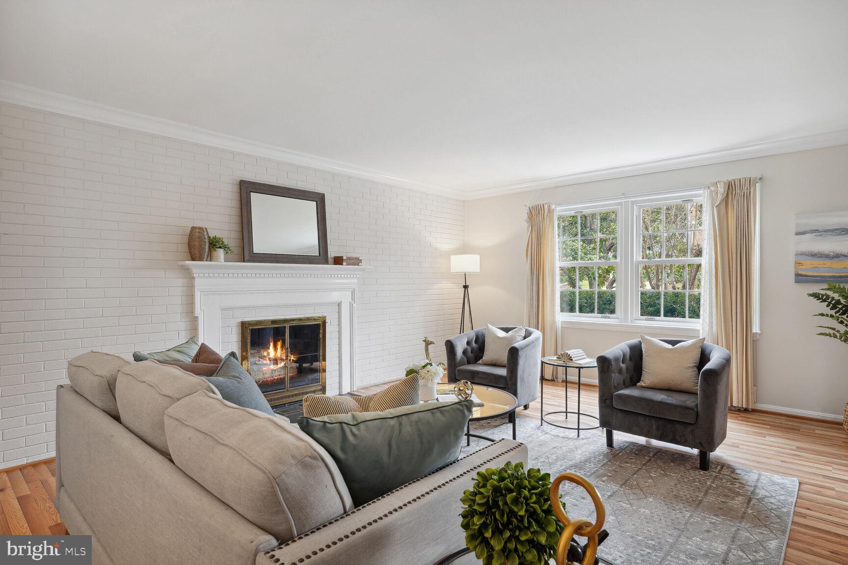 Real estate listing preview #9