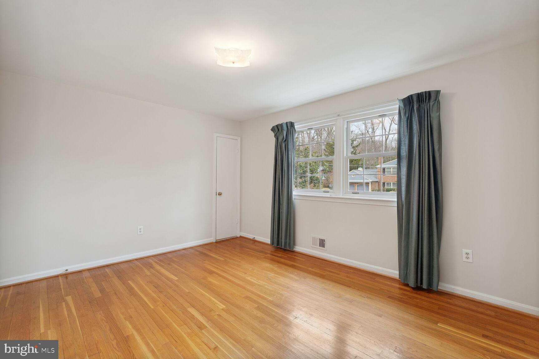 Real estate listing preview #31