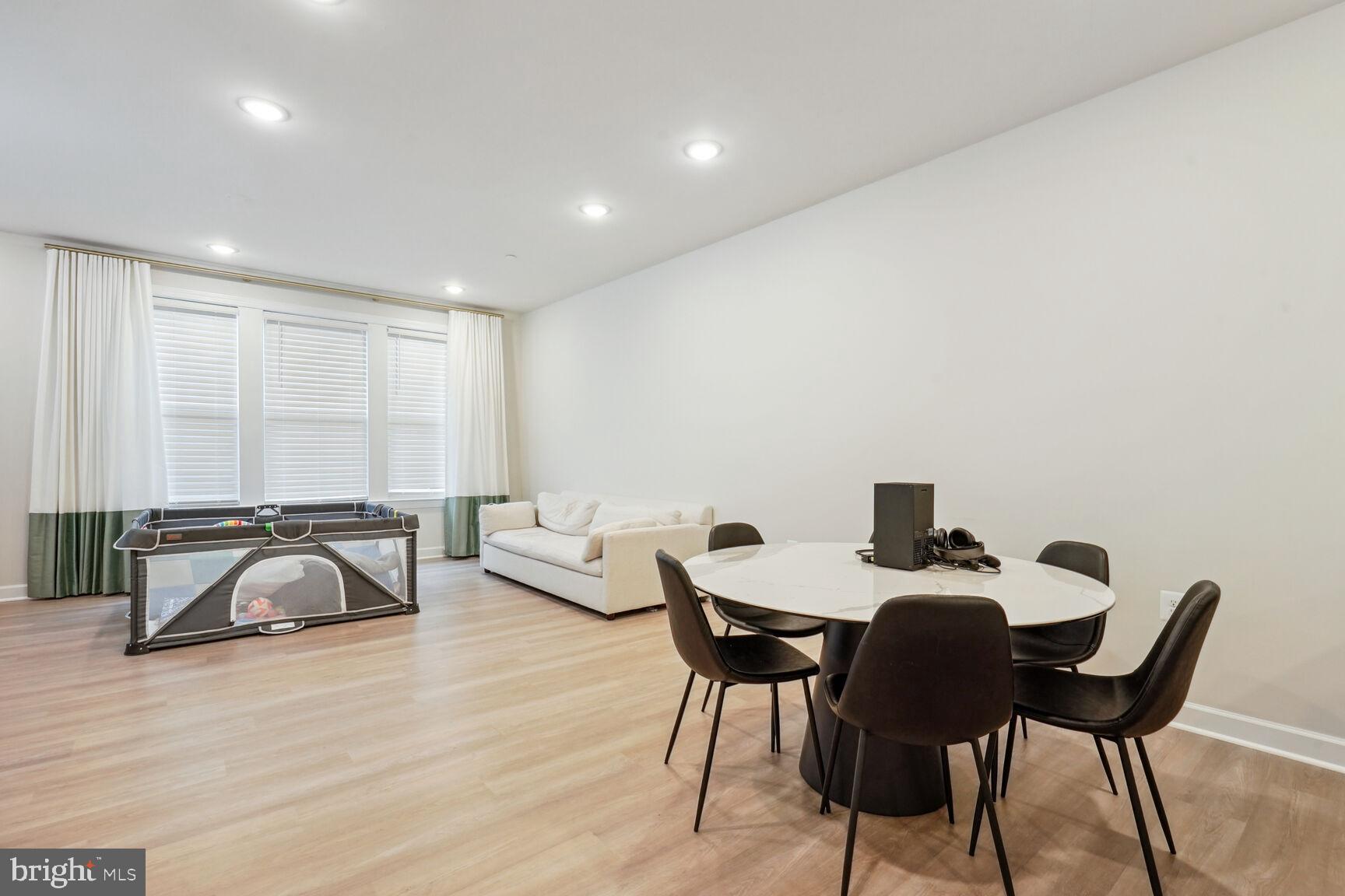 Real estate listing preview #7