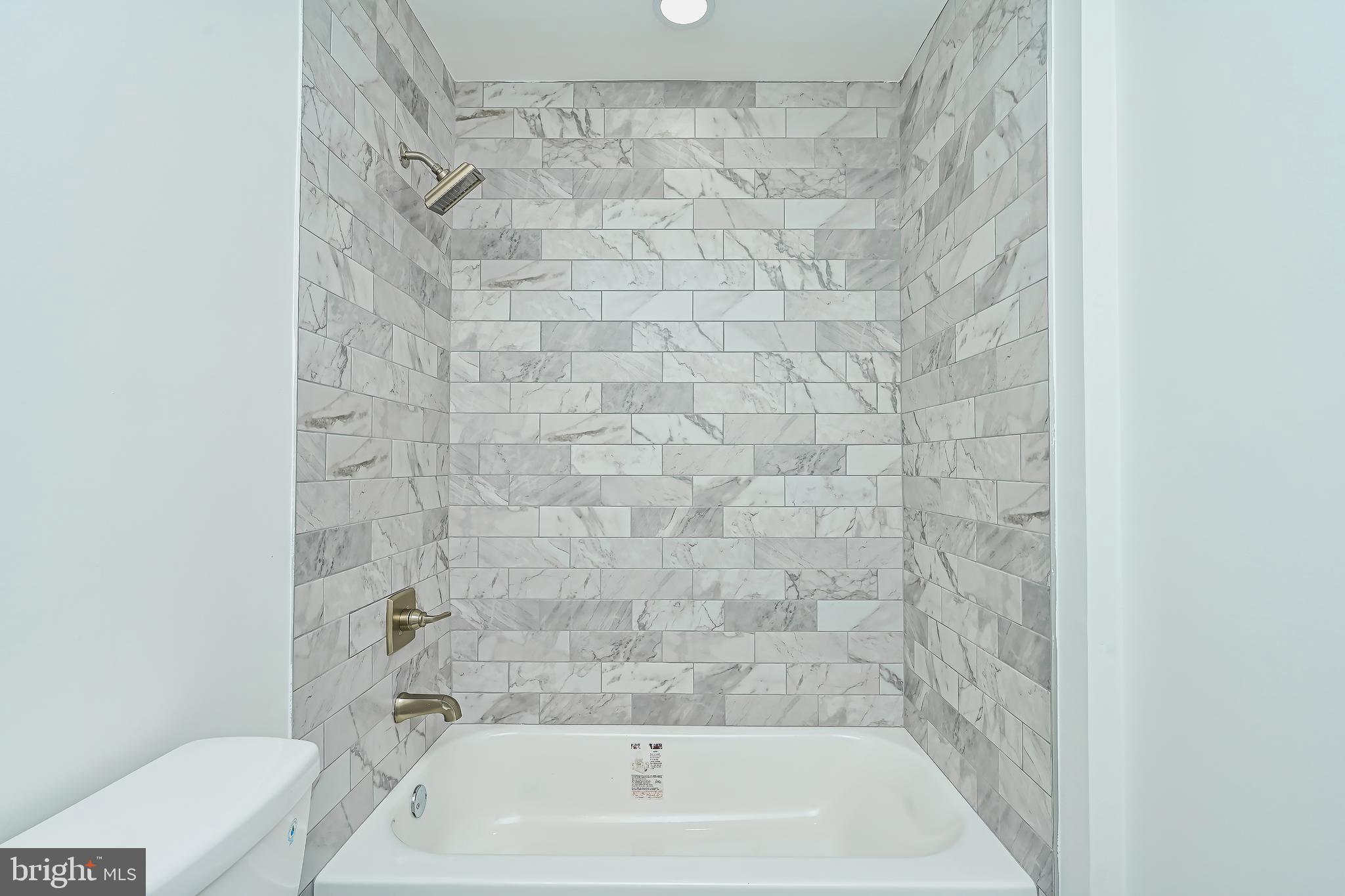 Real estate listing preview #28