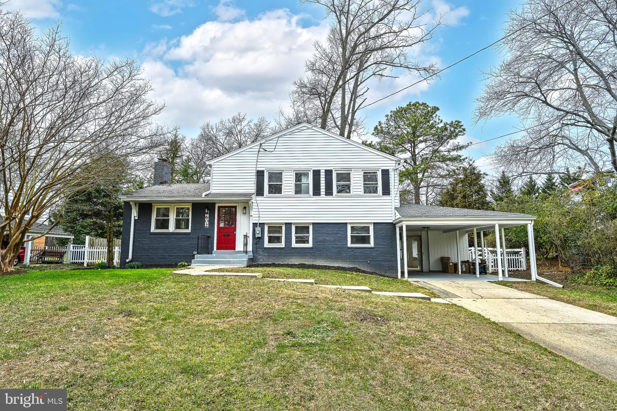 Real estate listing preview #2