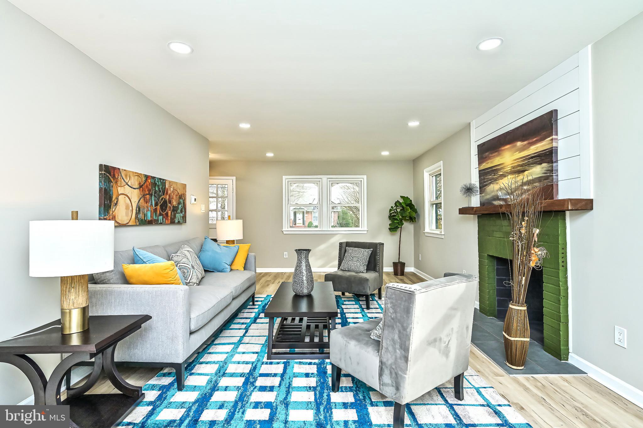 Real estate listing preview #8