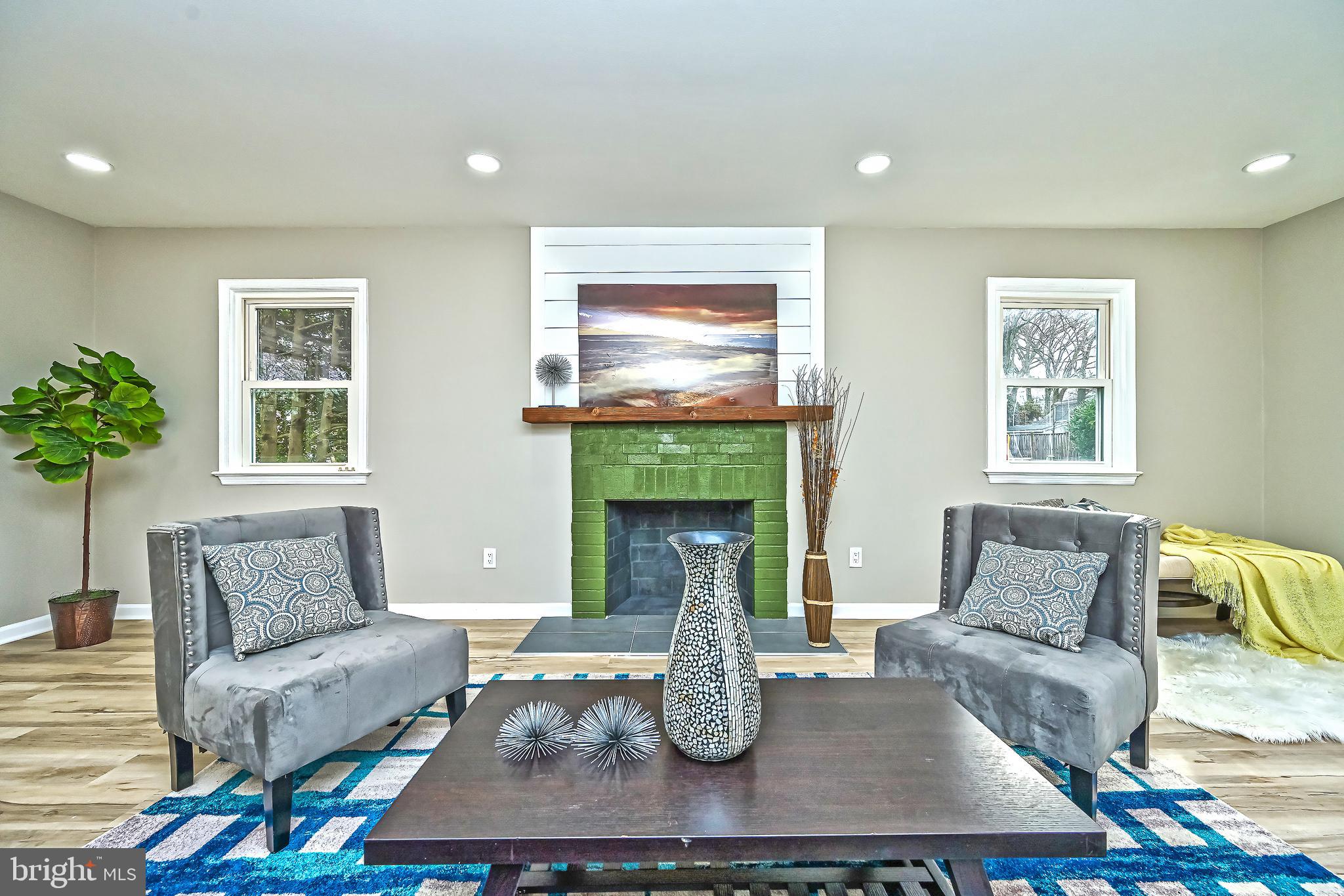 Real estate listing preview #9