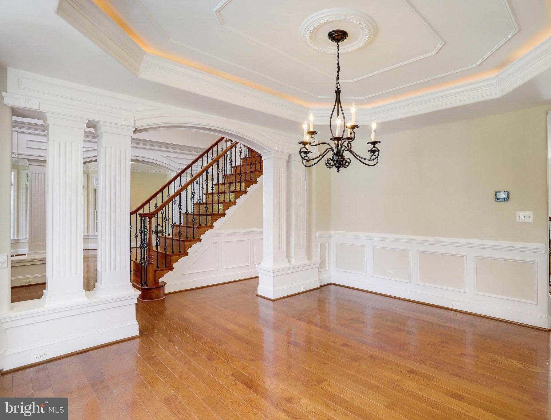 Real estate listing preview #9