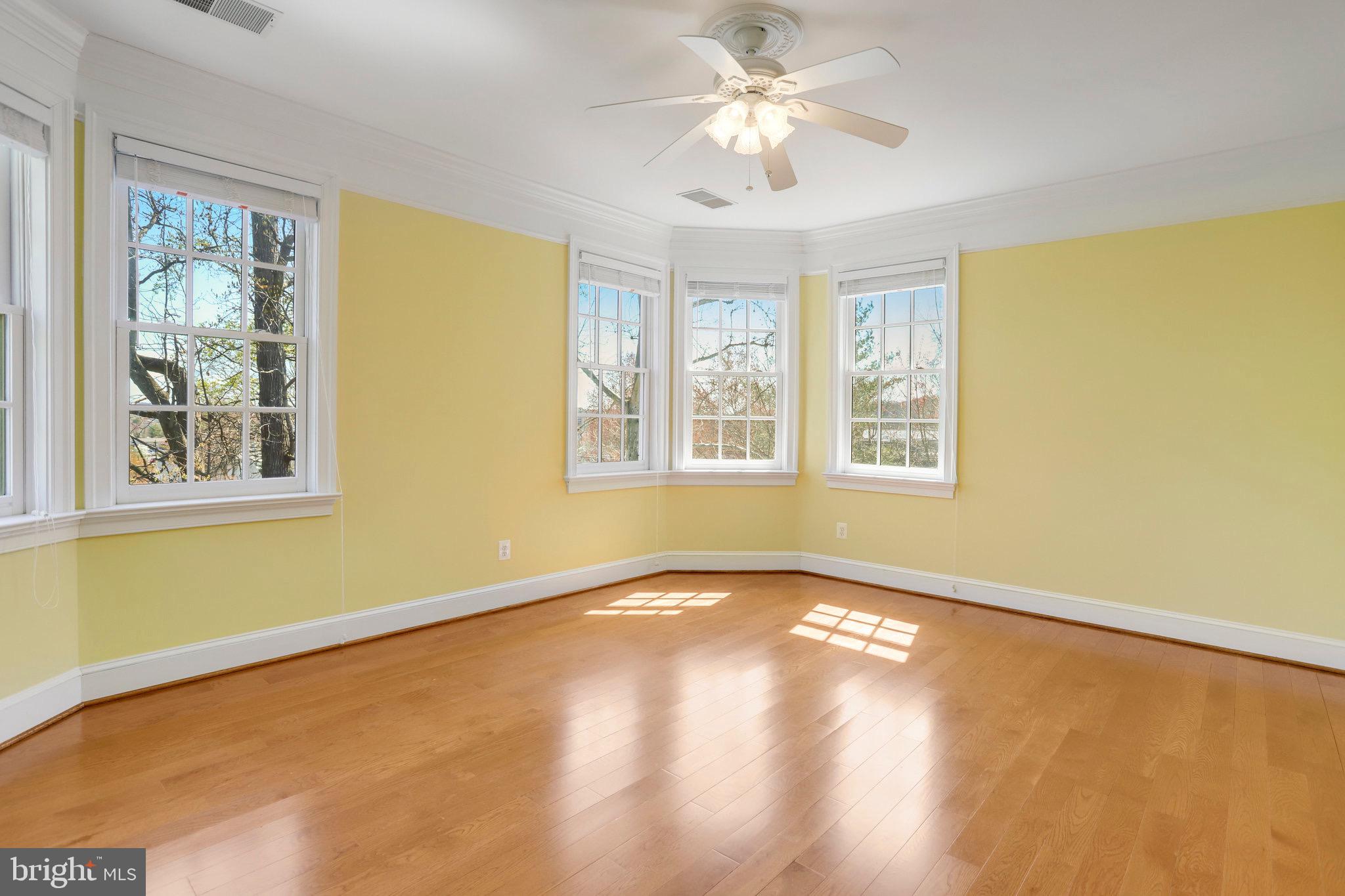 Real estate listing preview #57