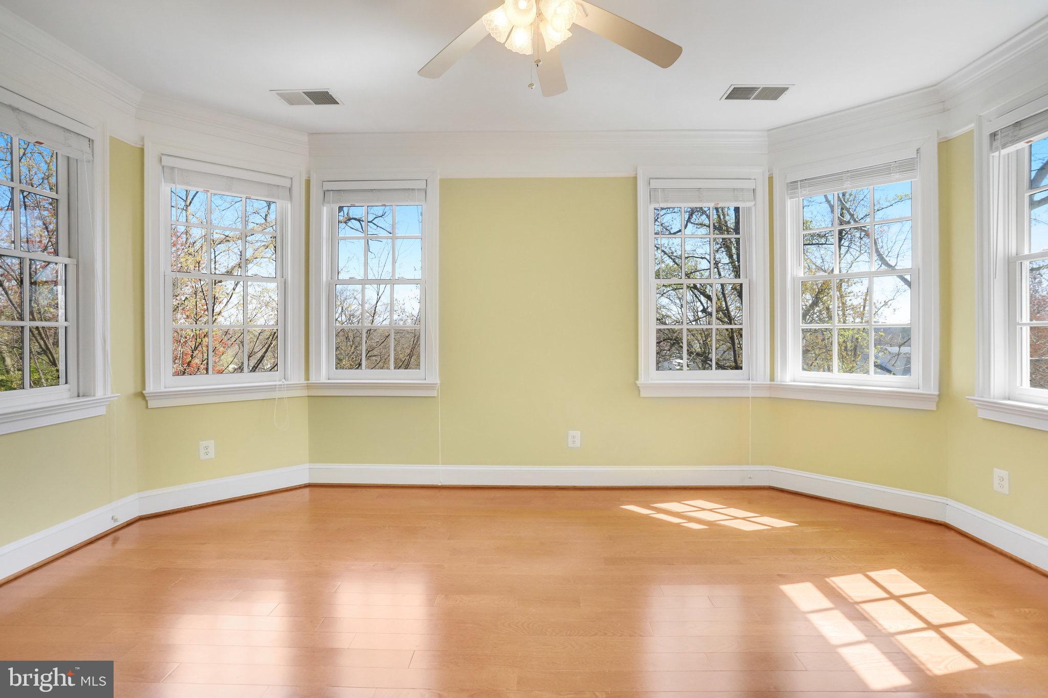 Real estate listing preview #59