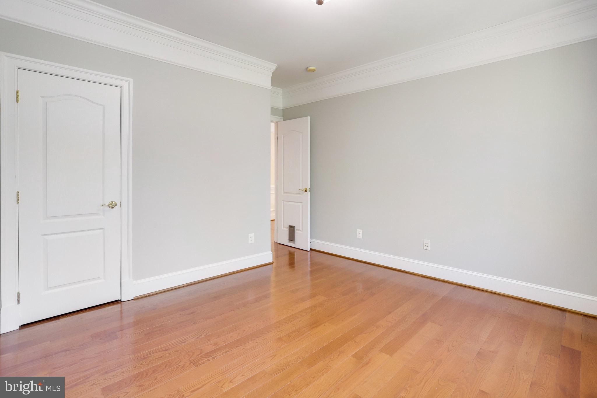 Real estate listing preview #75