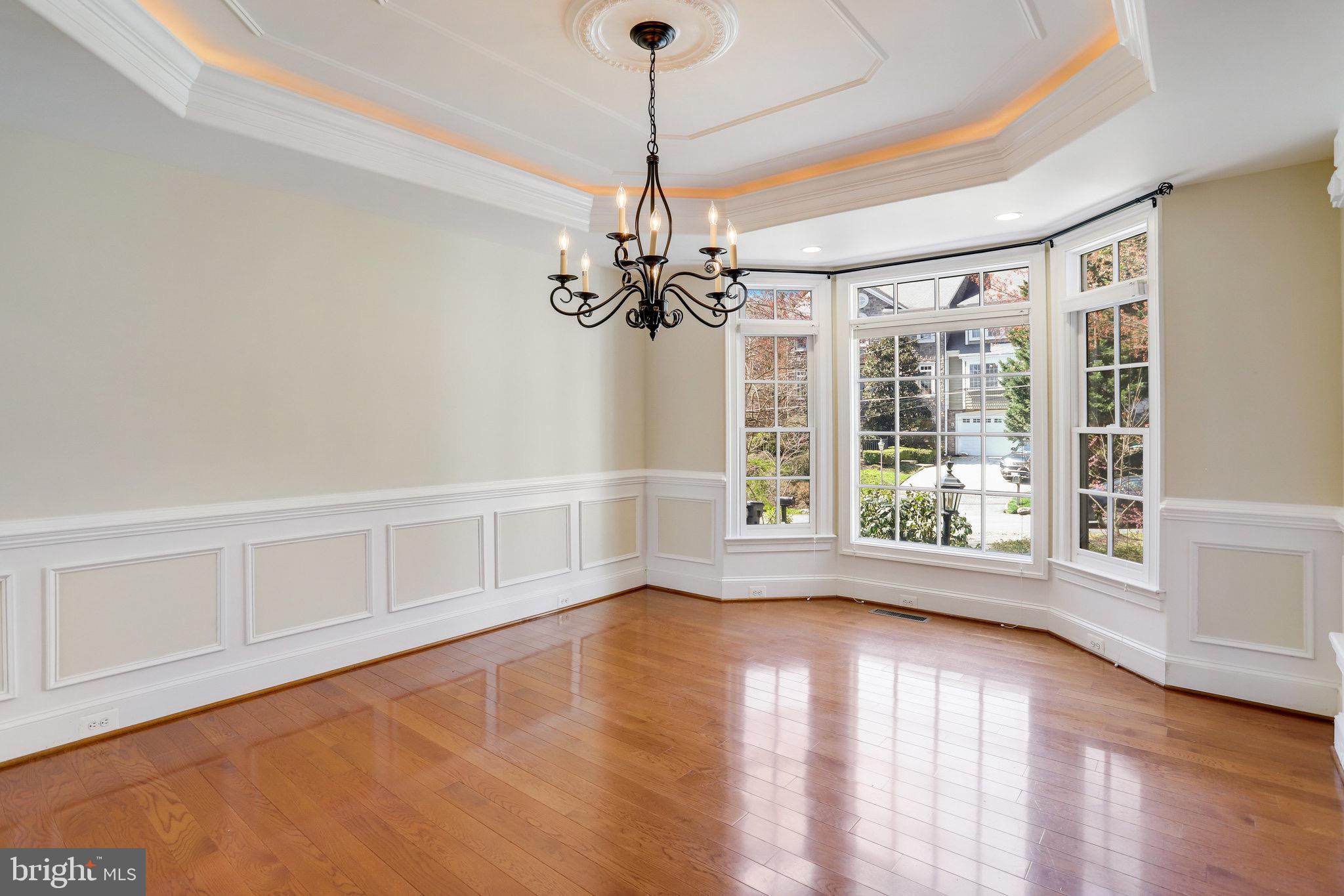 Real estate listing preview #7