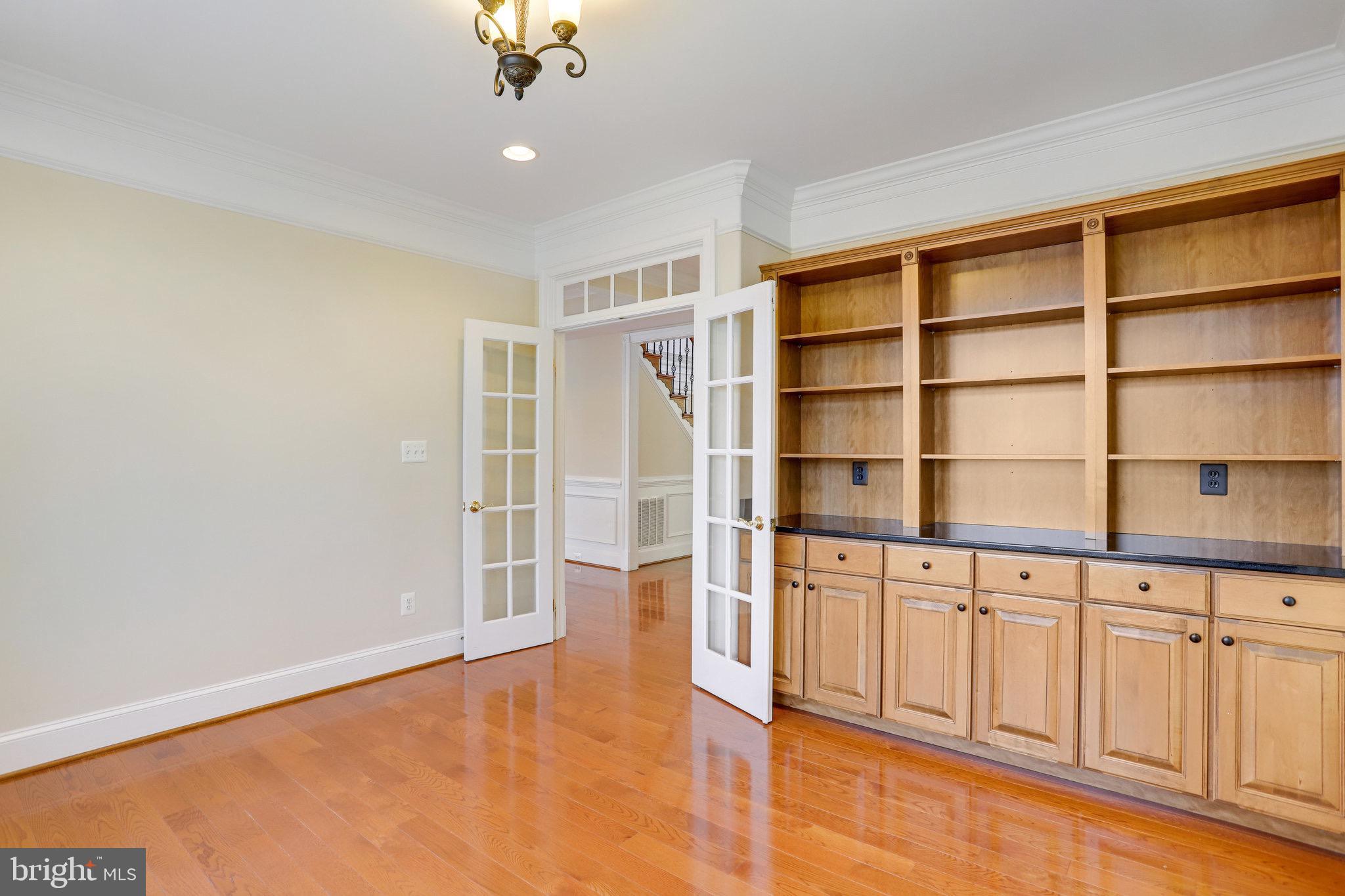 Real estate listing preview #33