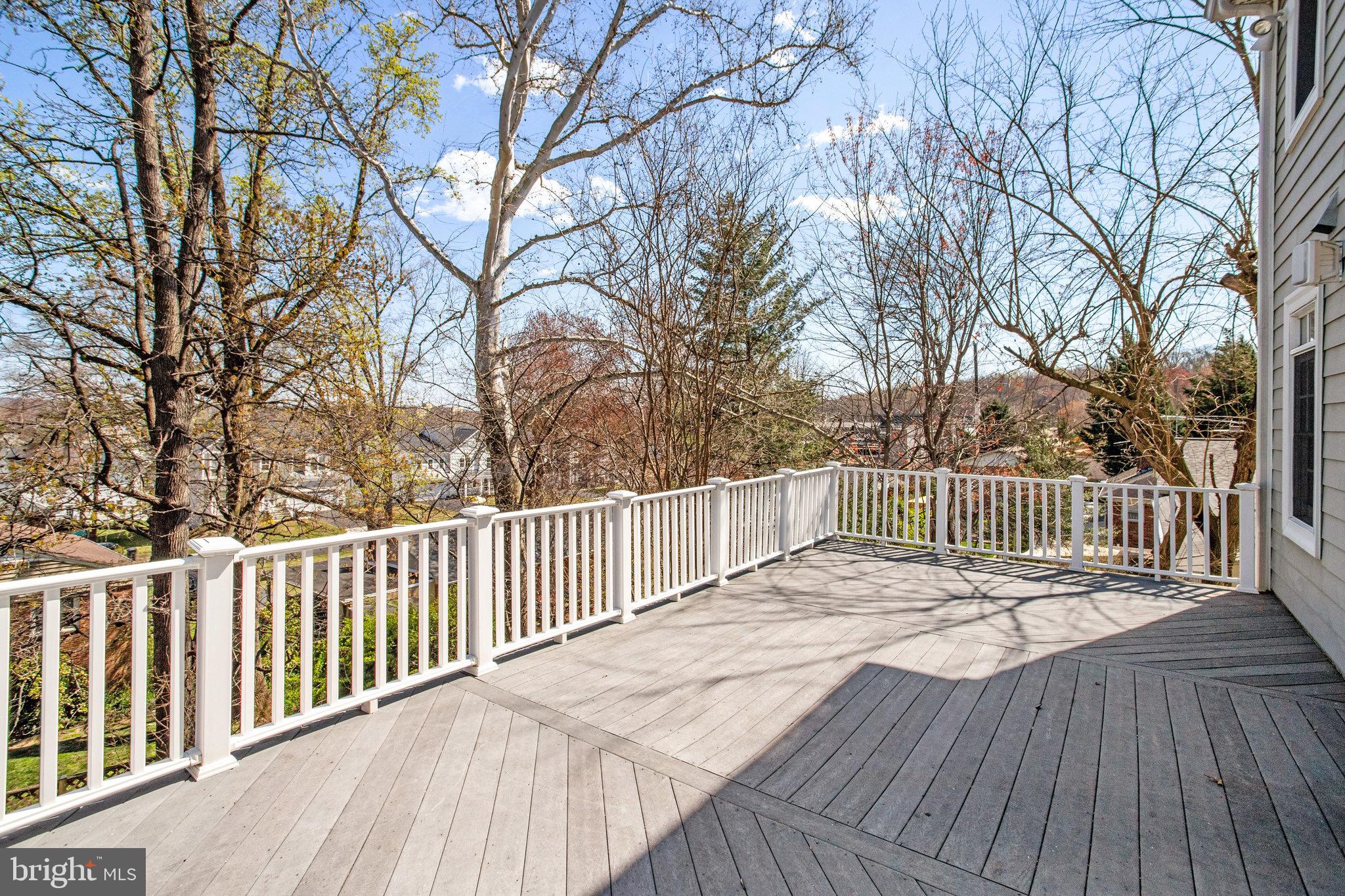 Real estate listing preview #23