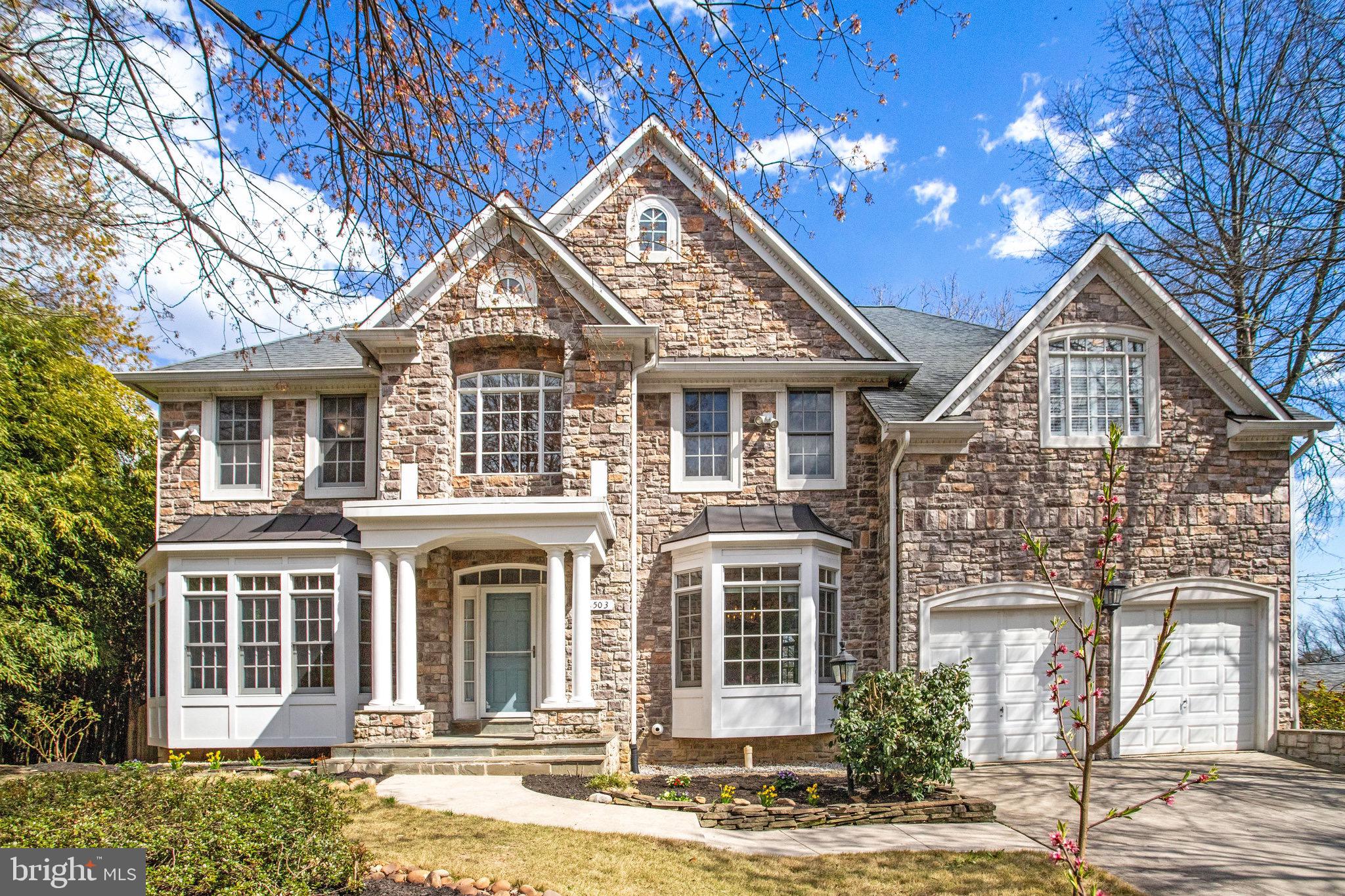 Real estate listing preview #3