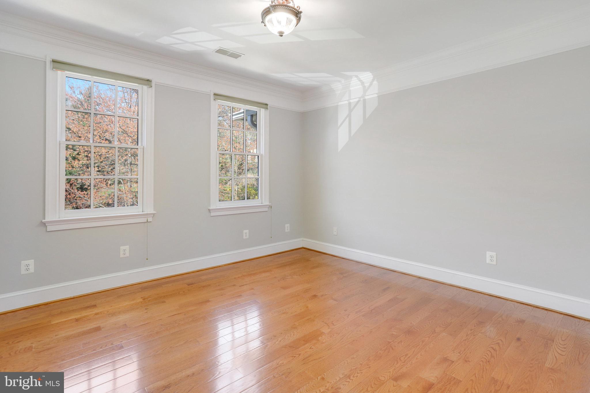 Real estate listing preview #61