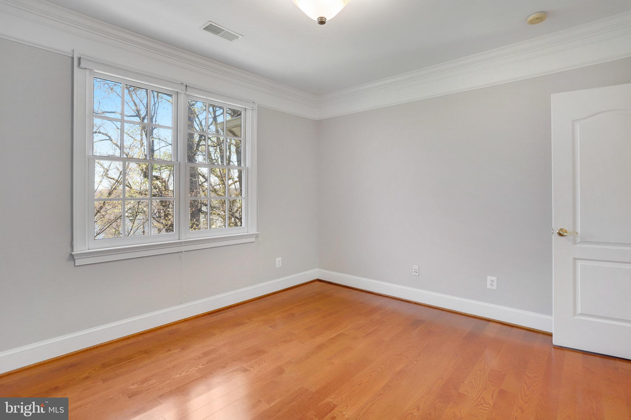 Real estate listing preview #67