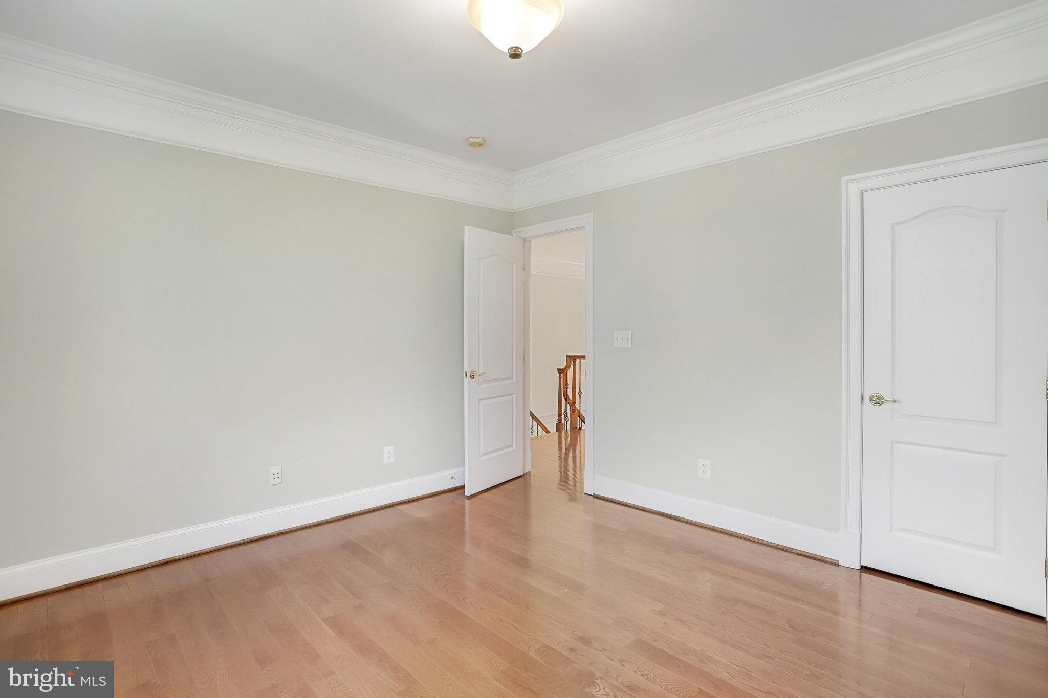 Real estate listing preview #68