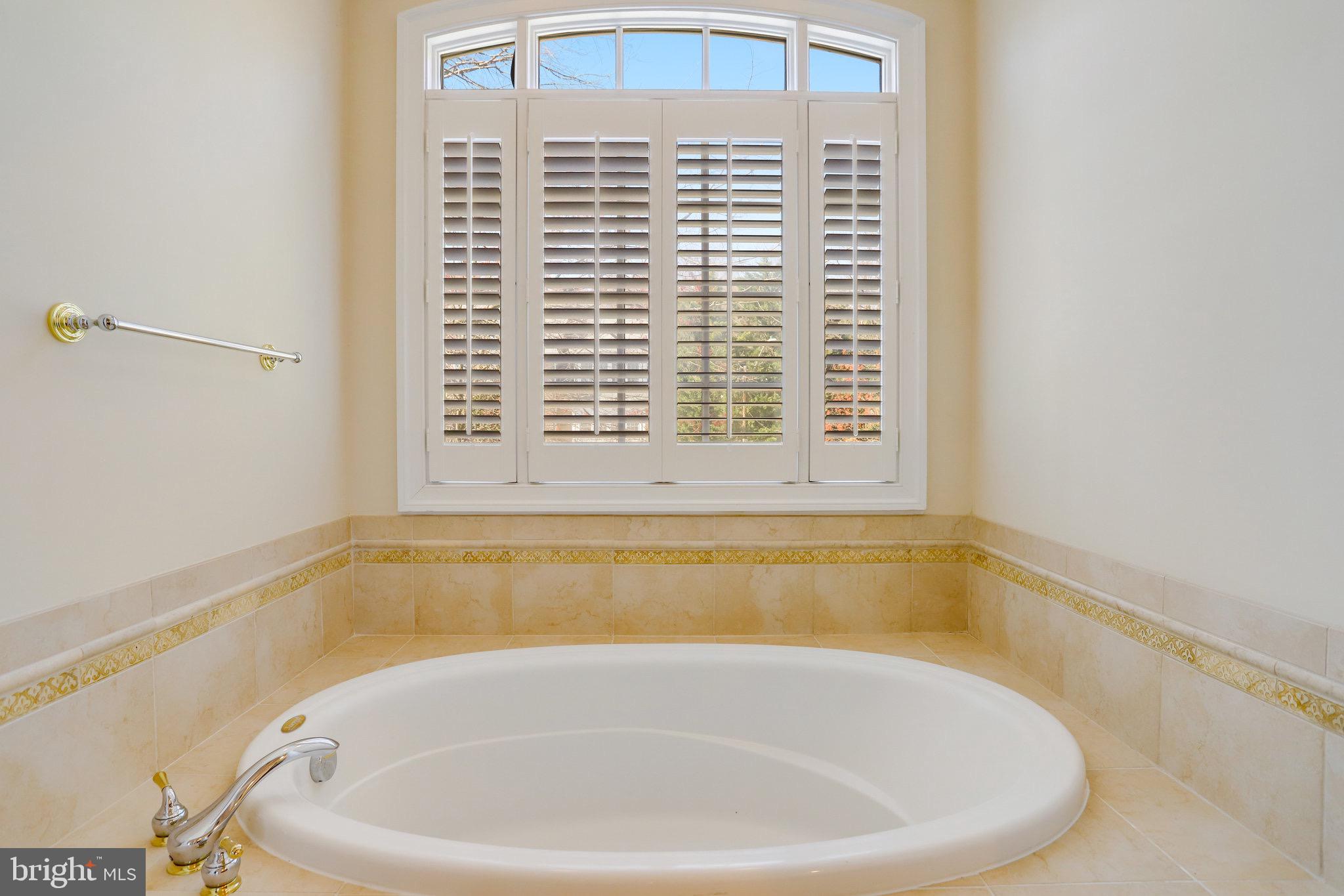 Real estate listing preview #47