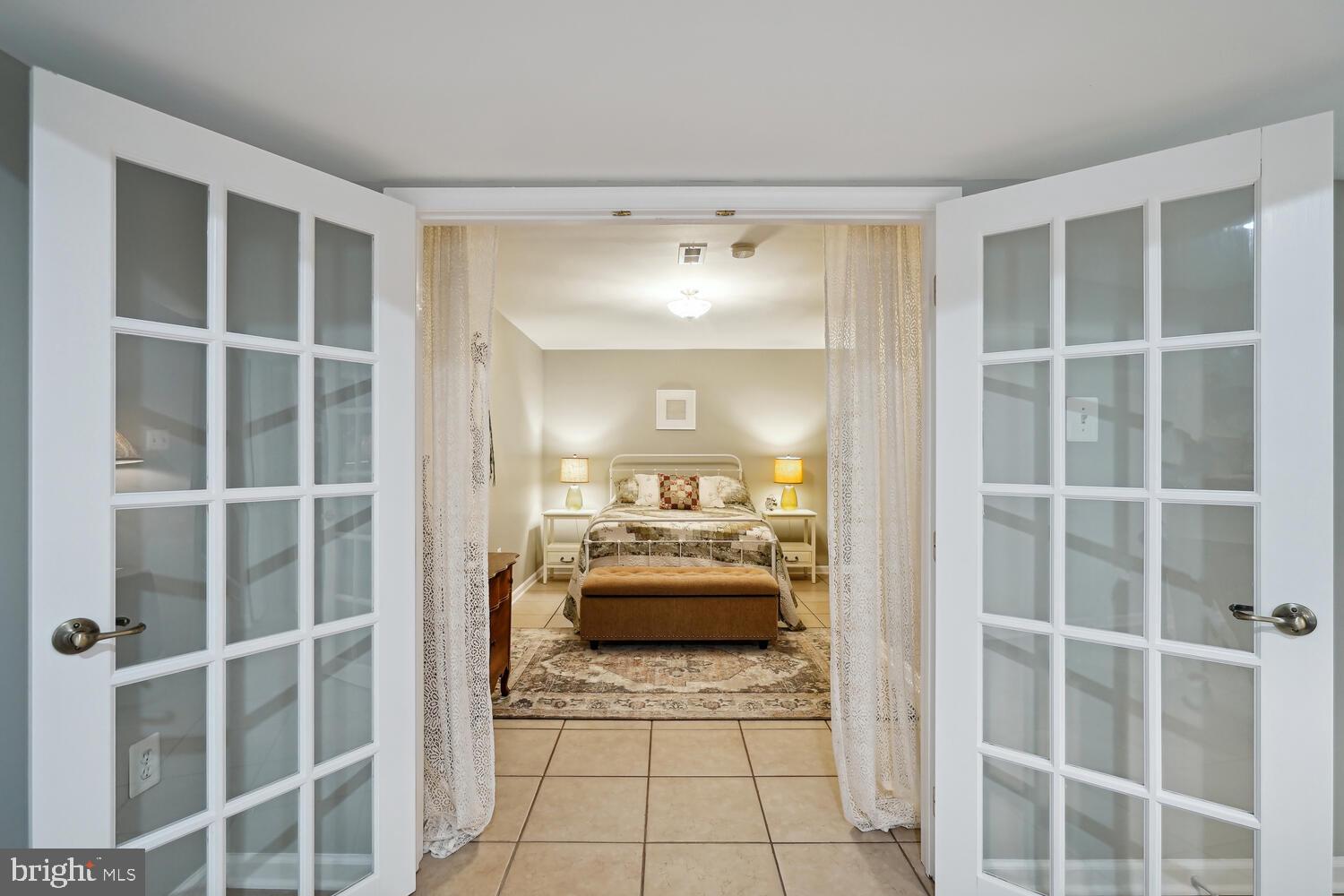 Real estate listing preview #35