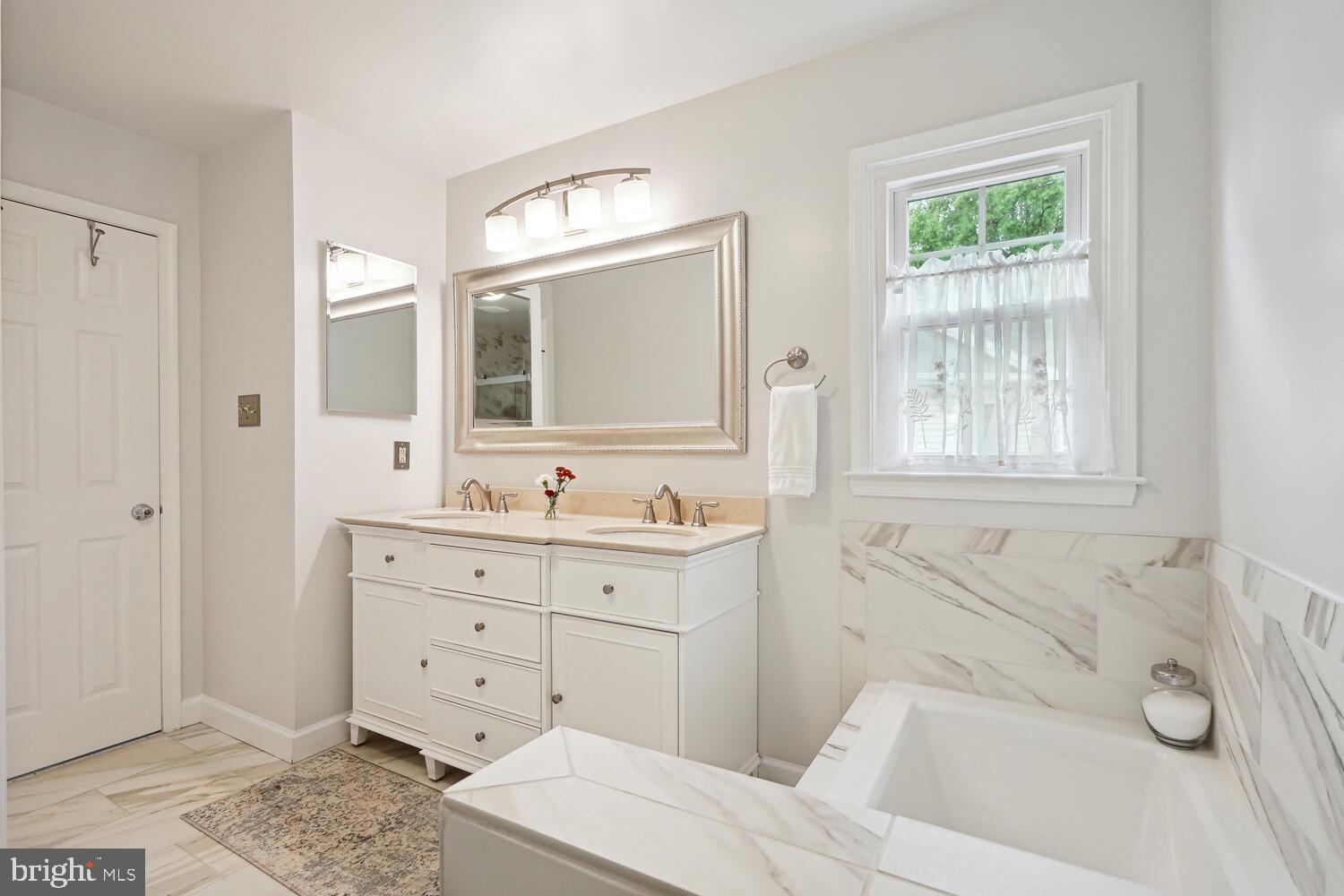 Real estate listing preview #30