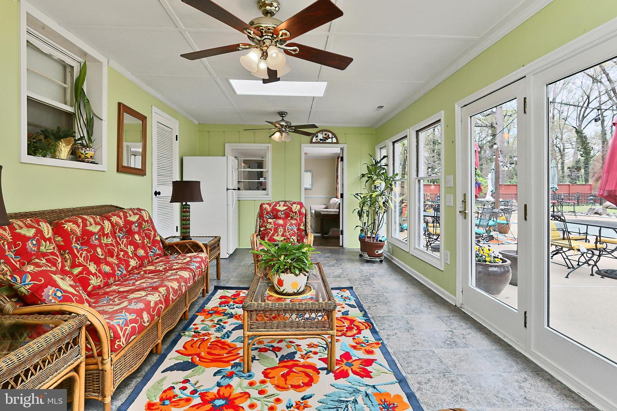 Real estate listing preview #24