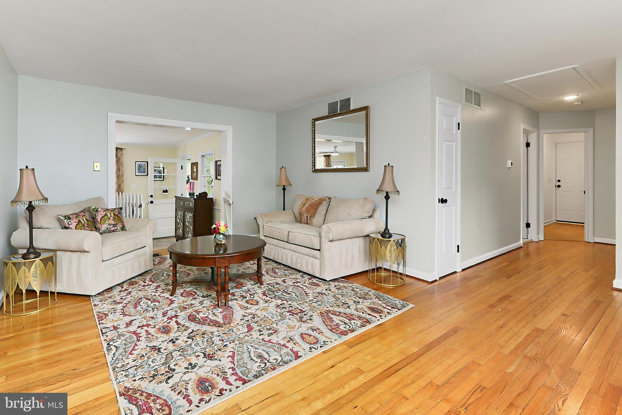 Real estate listing preview #7