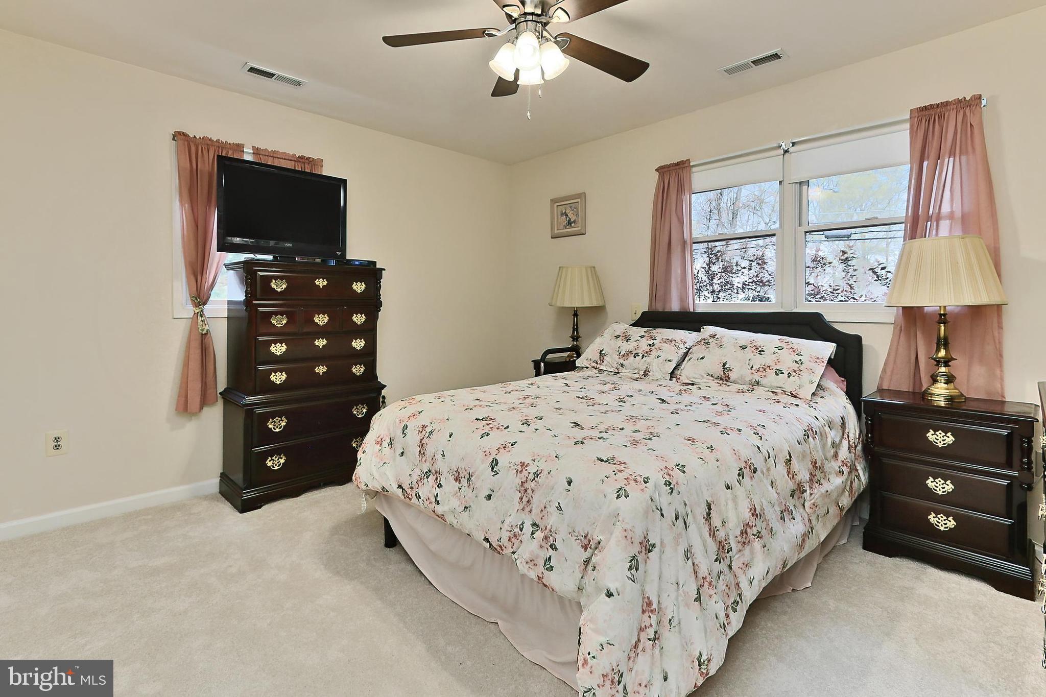 Real estate listing preview #48