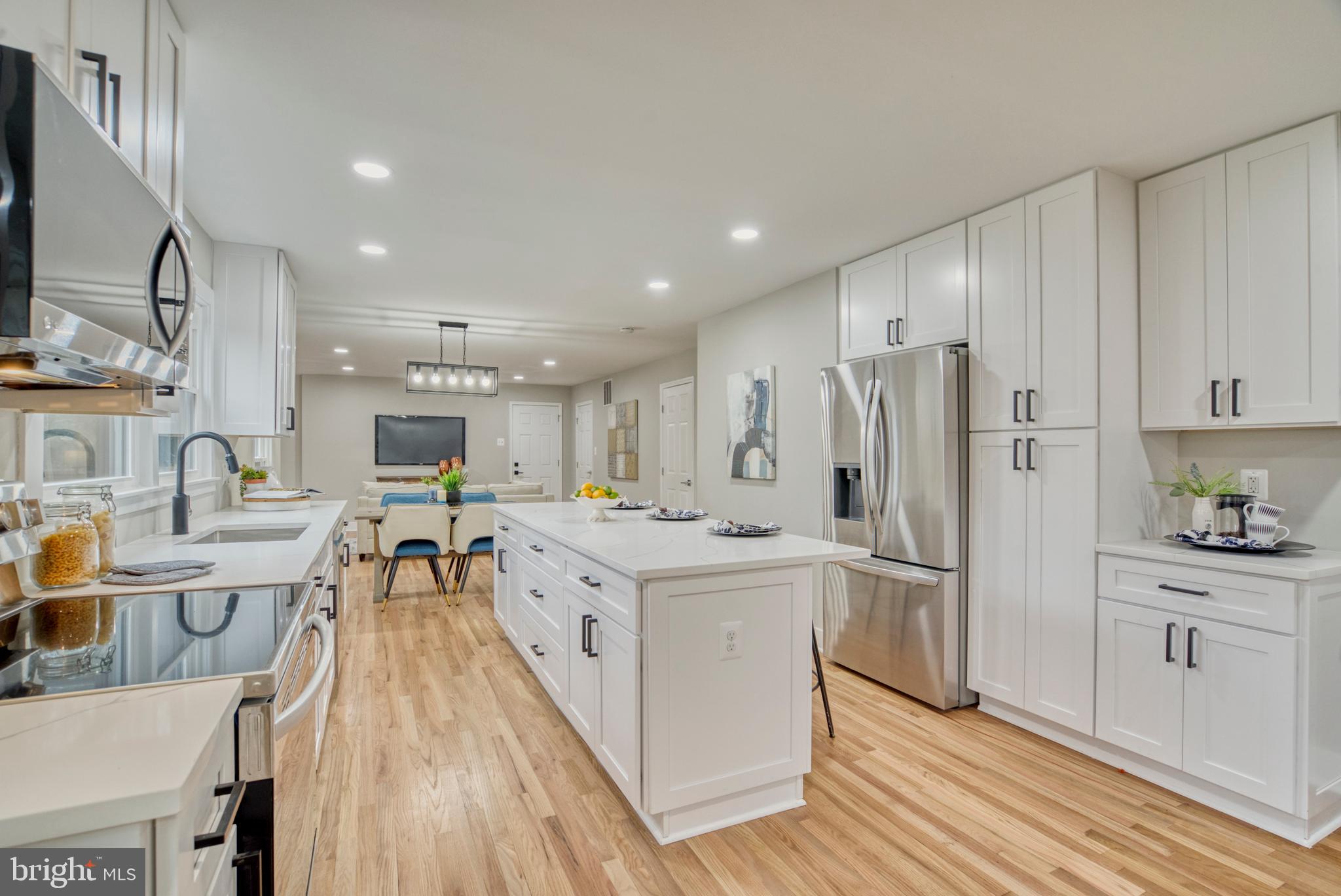 Real estate listing preview #13