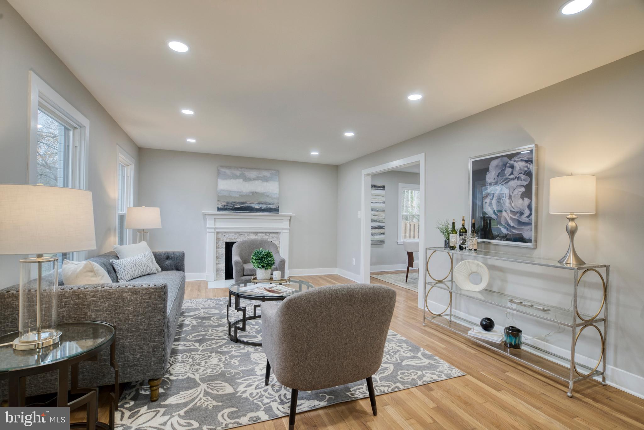 Real estate listing preview #6