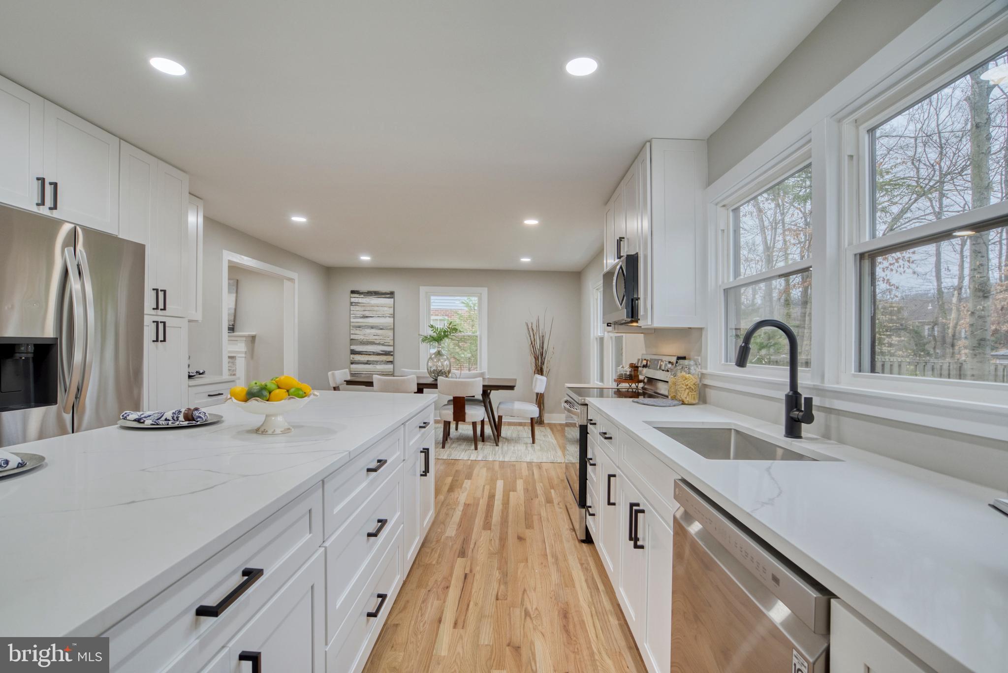 Real estate listing preview #18