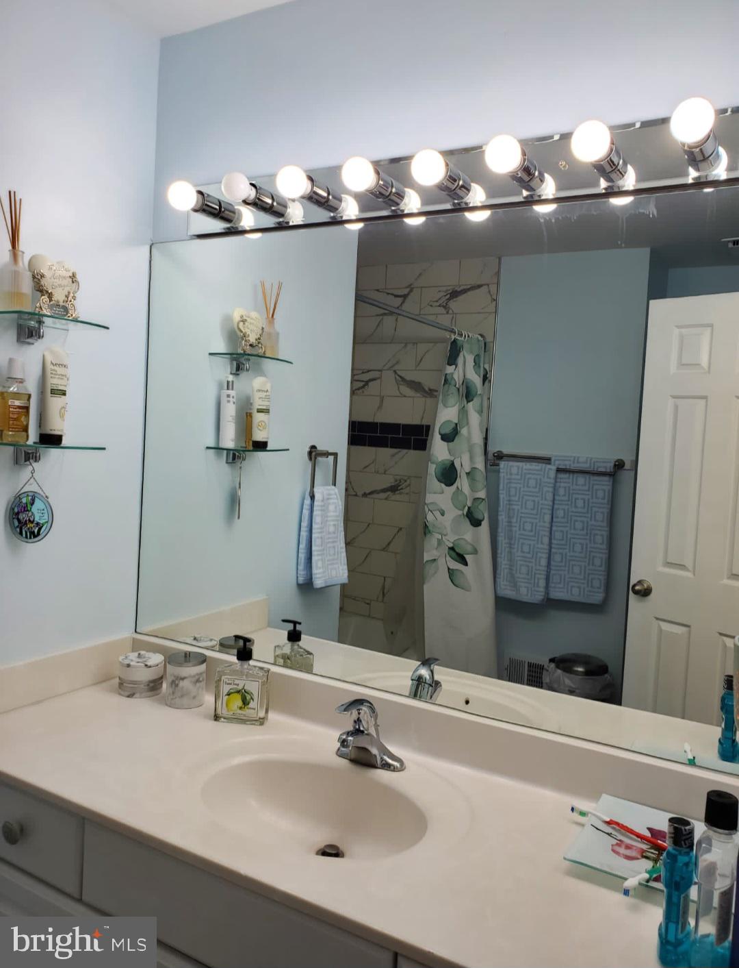 Real estate listing preview #26