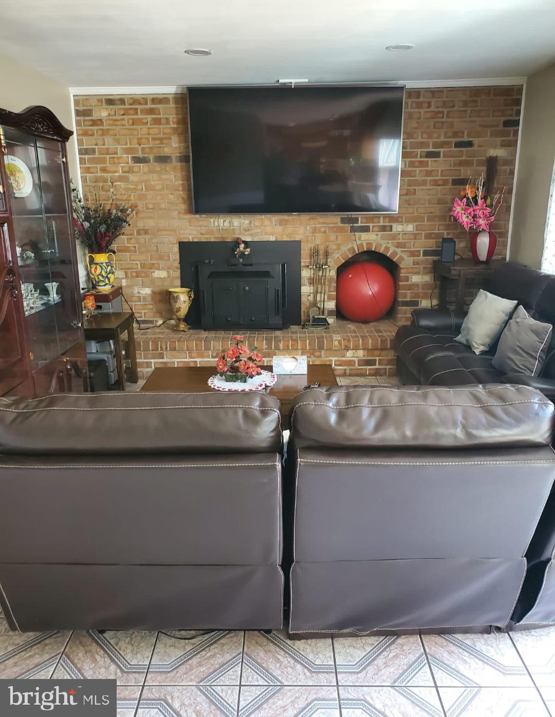 Real estate listing preview #13