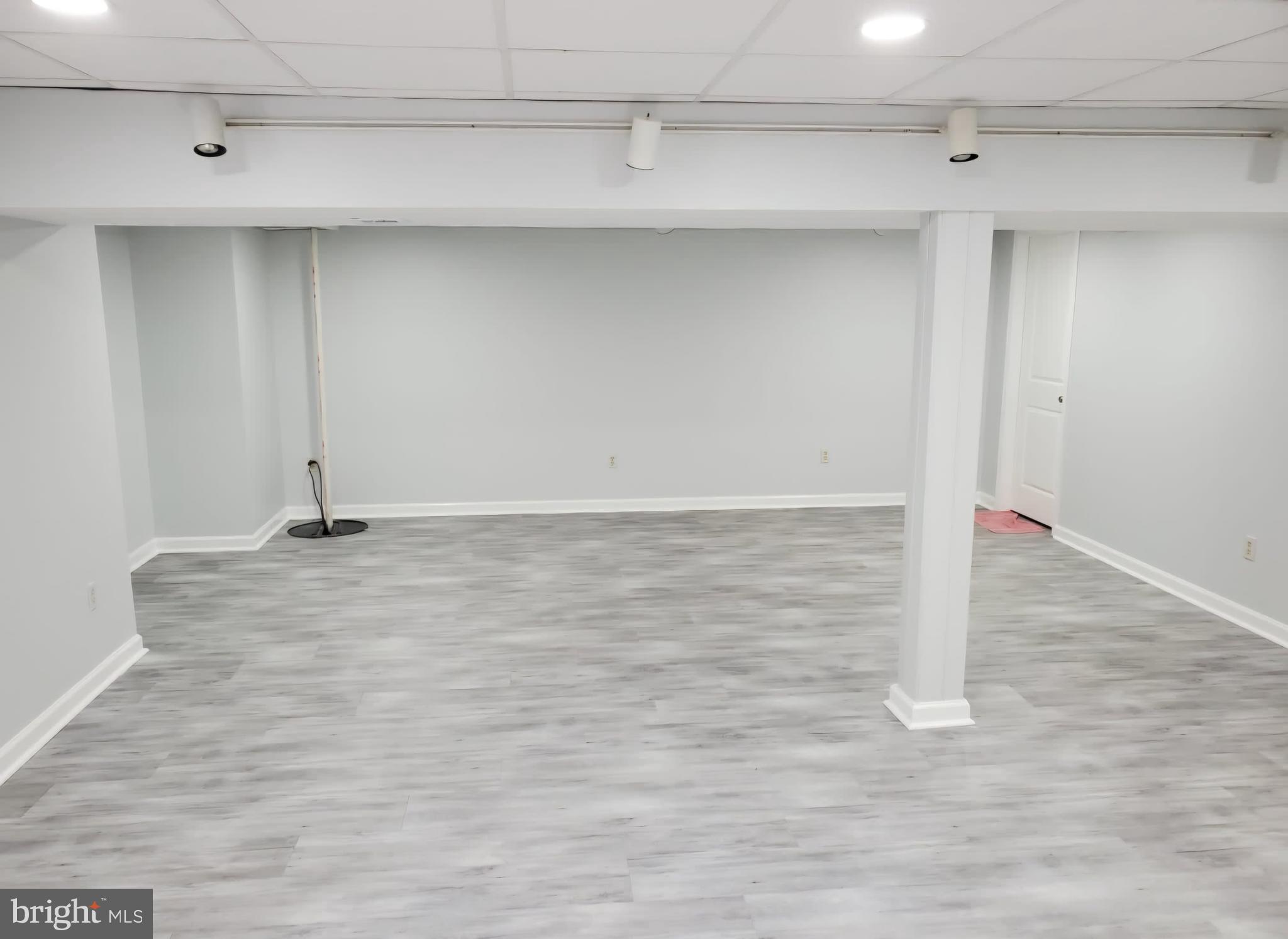 Real estate listing preview #32