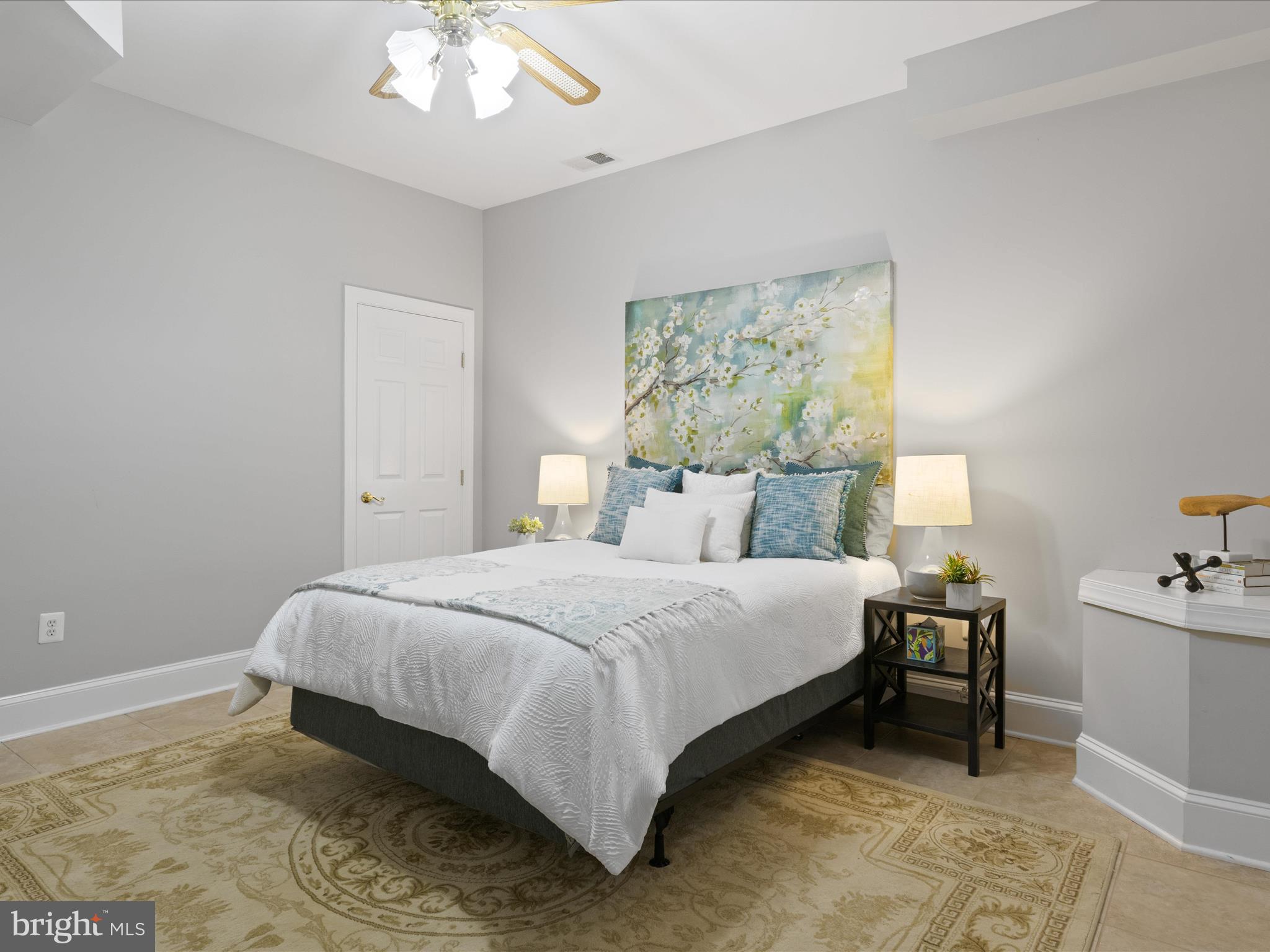 Real estate listing preview #77