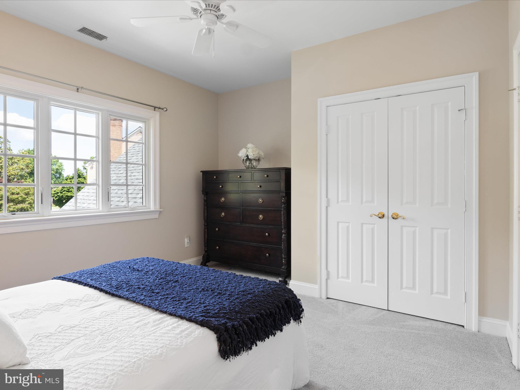 Real estate listing preview #58