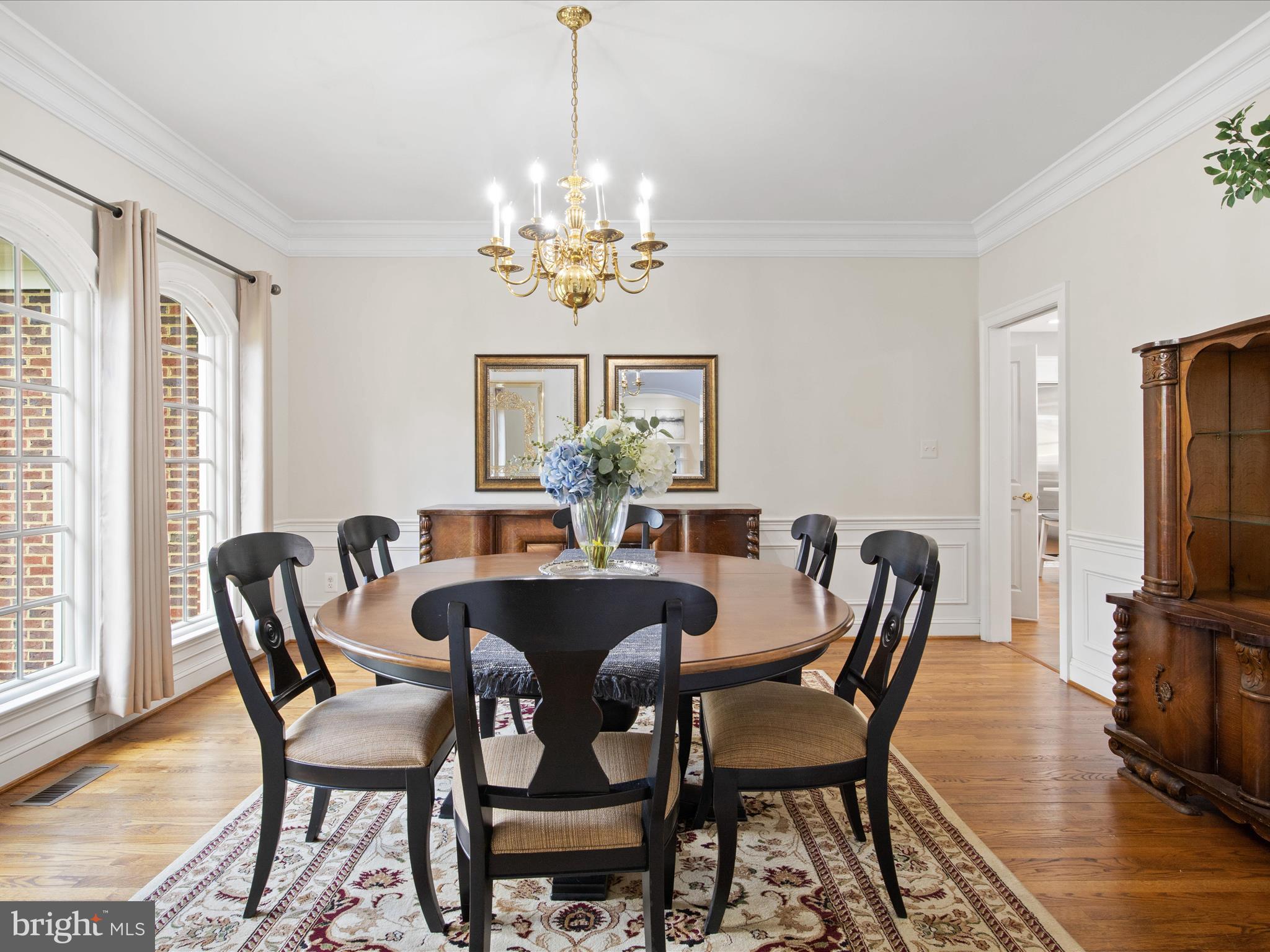 Real estate listing preview #16