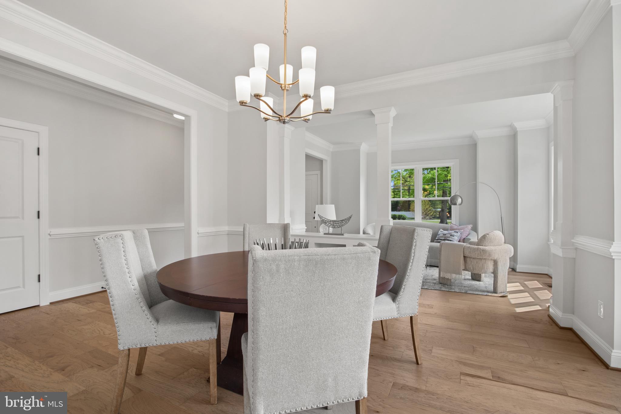 Real estate listing preview #12