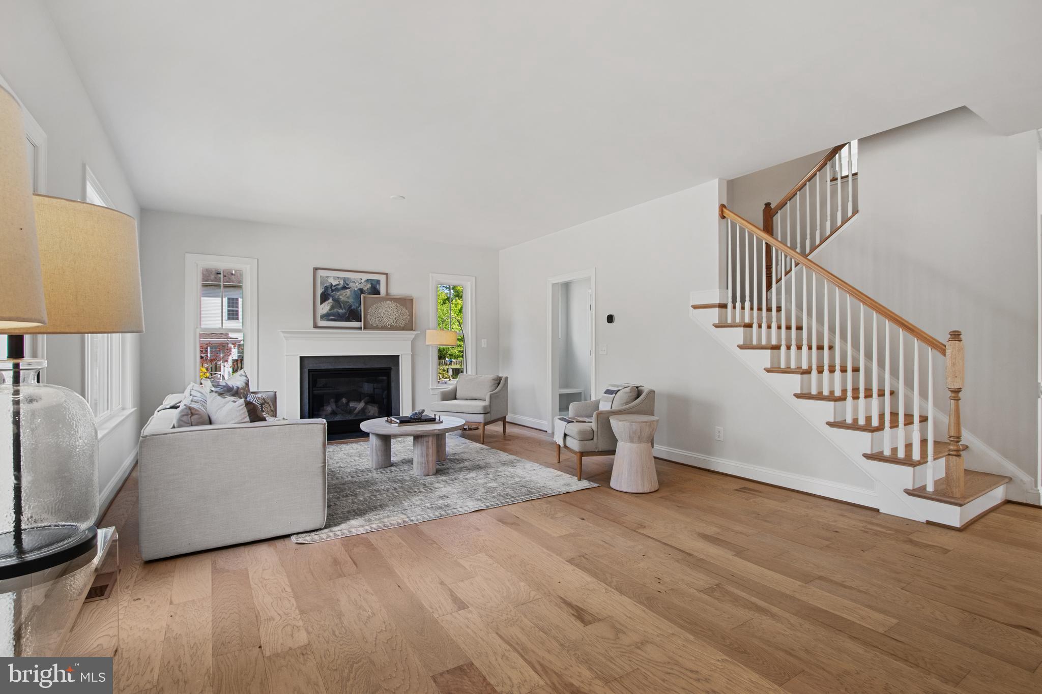 Real estate listing preview #14