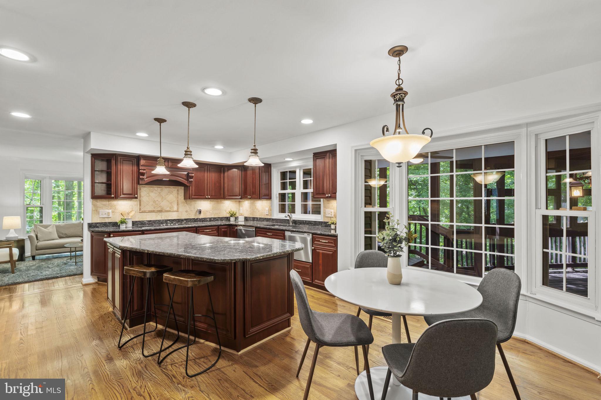 Real estate listing preview #9