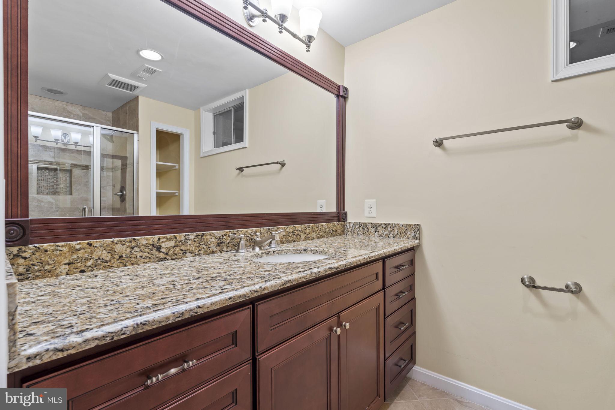 Real estate listing preview #34