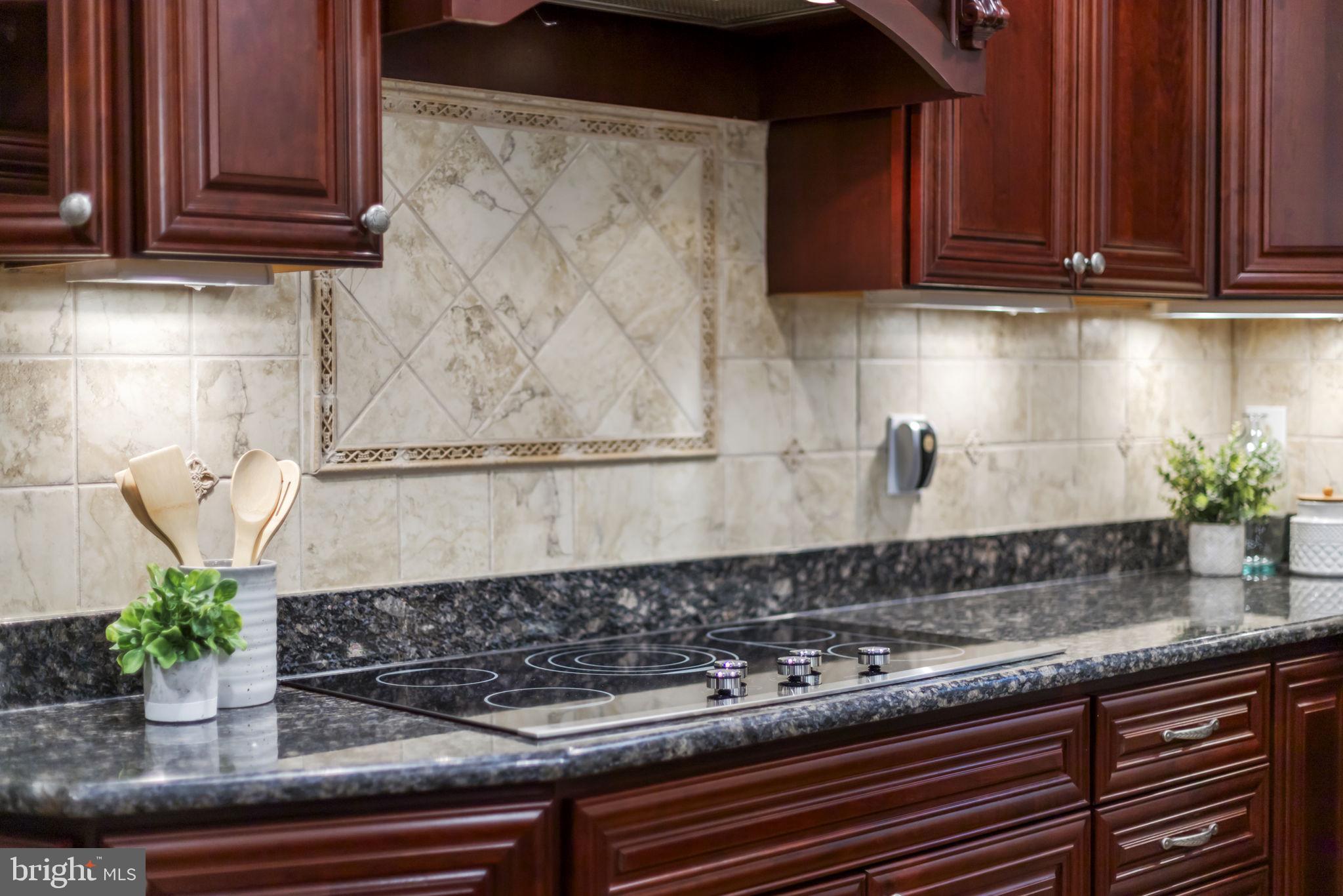 Real estate listing preview #11