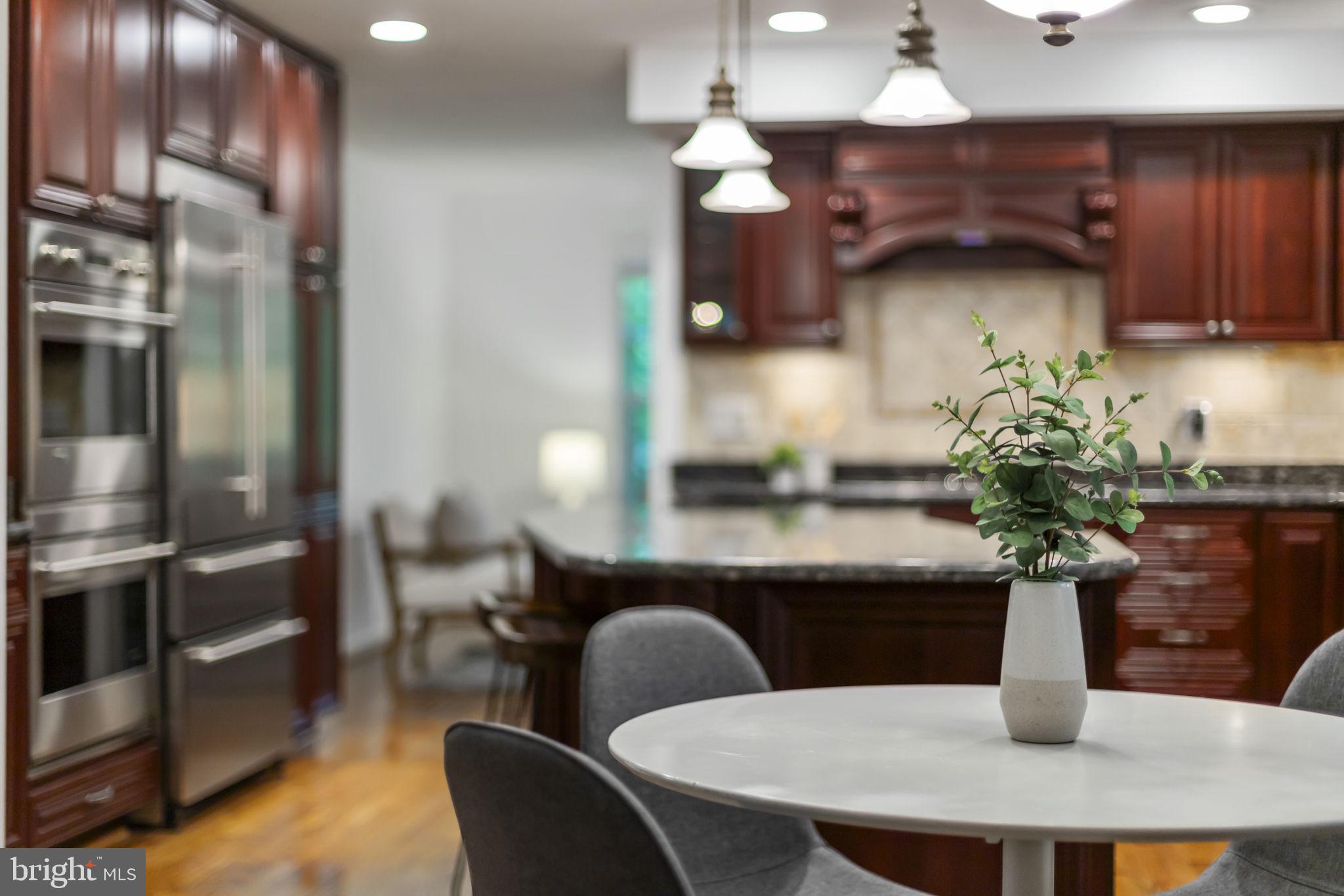 Real estate listing preview #10