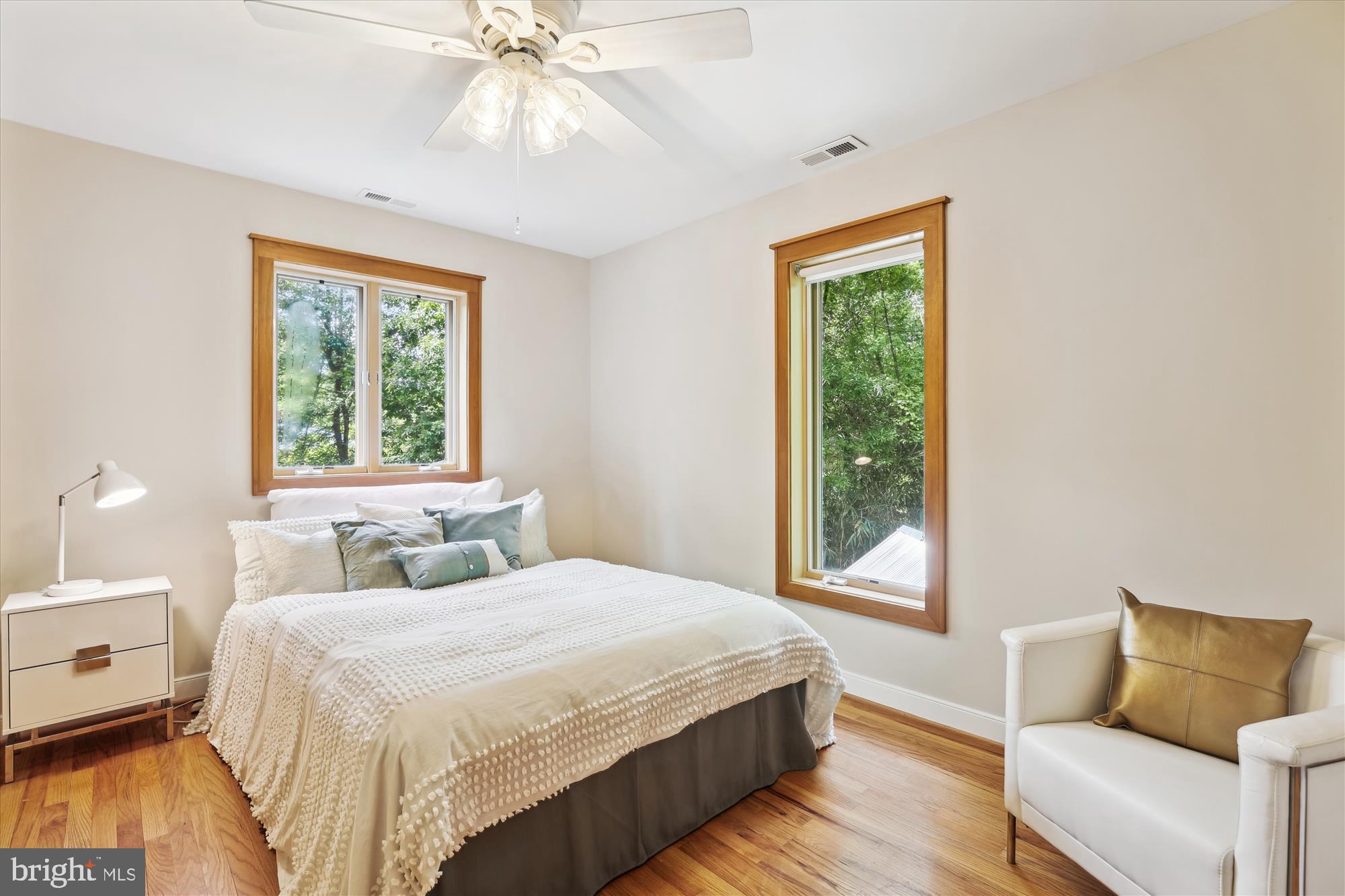 Real estate listing preview #25