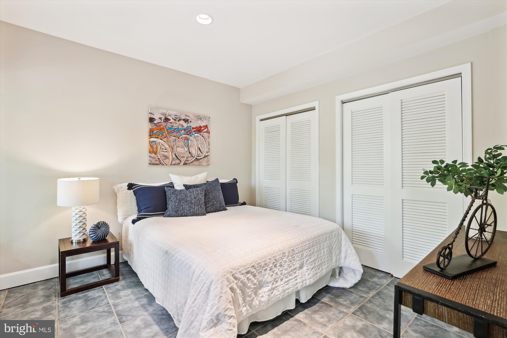 Real estate listing preview #37