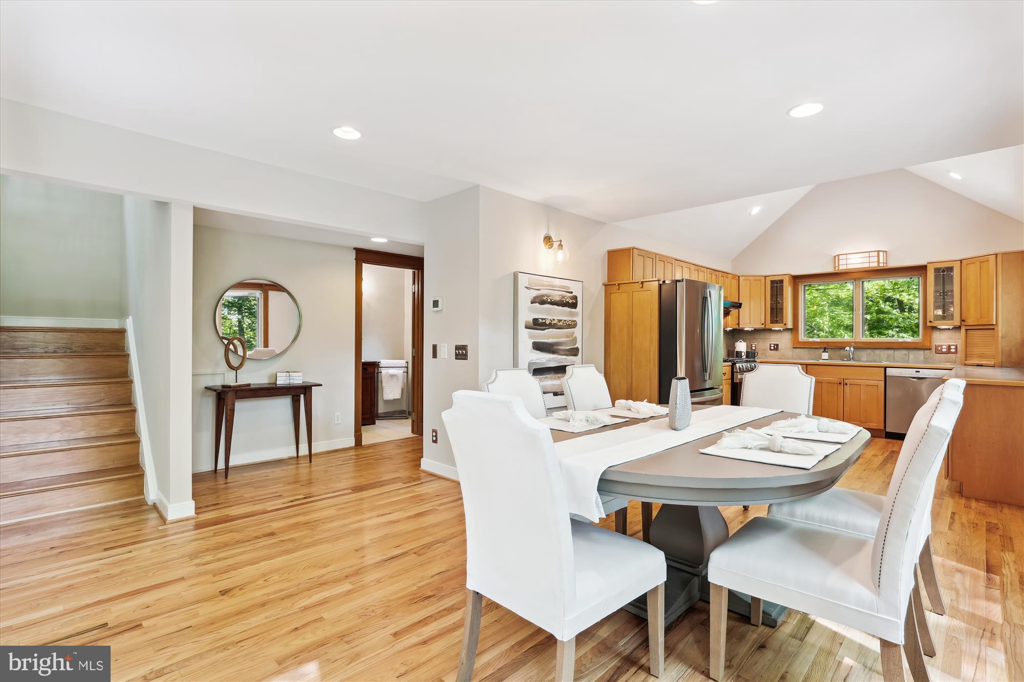 Real estate listing preview #6