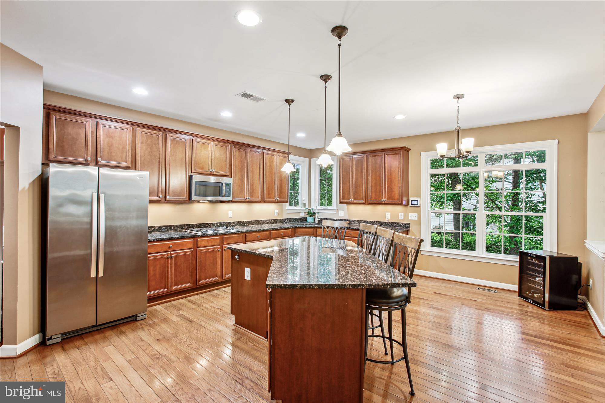 Real estate listing preview #13