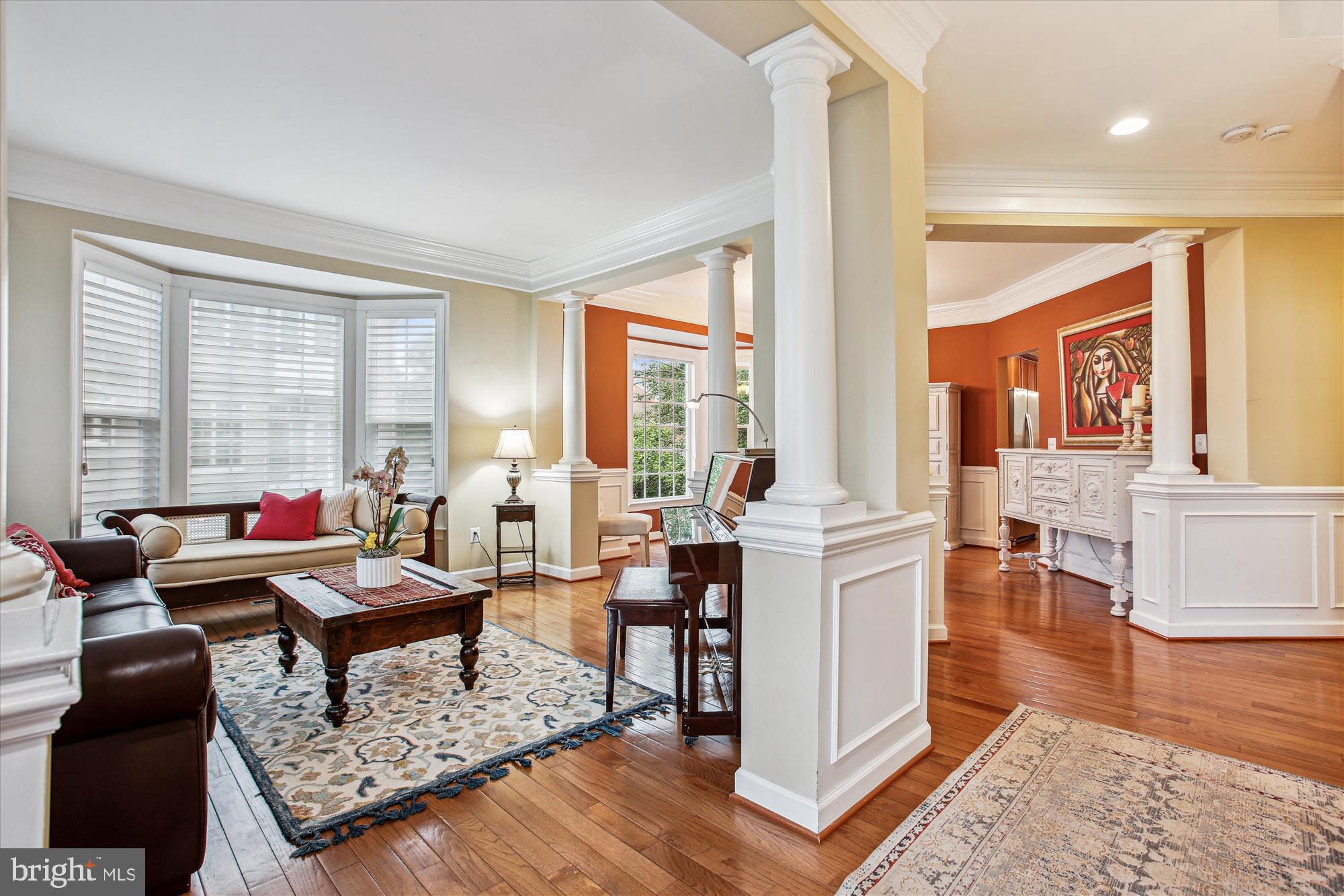 Real estate listing preview #4