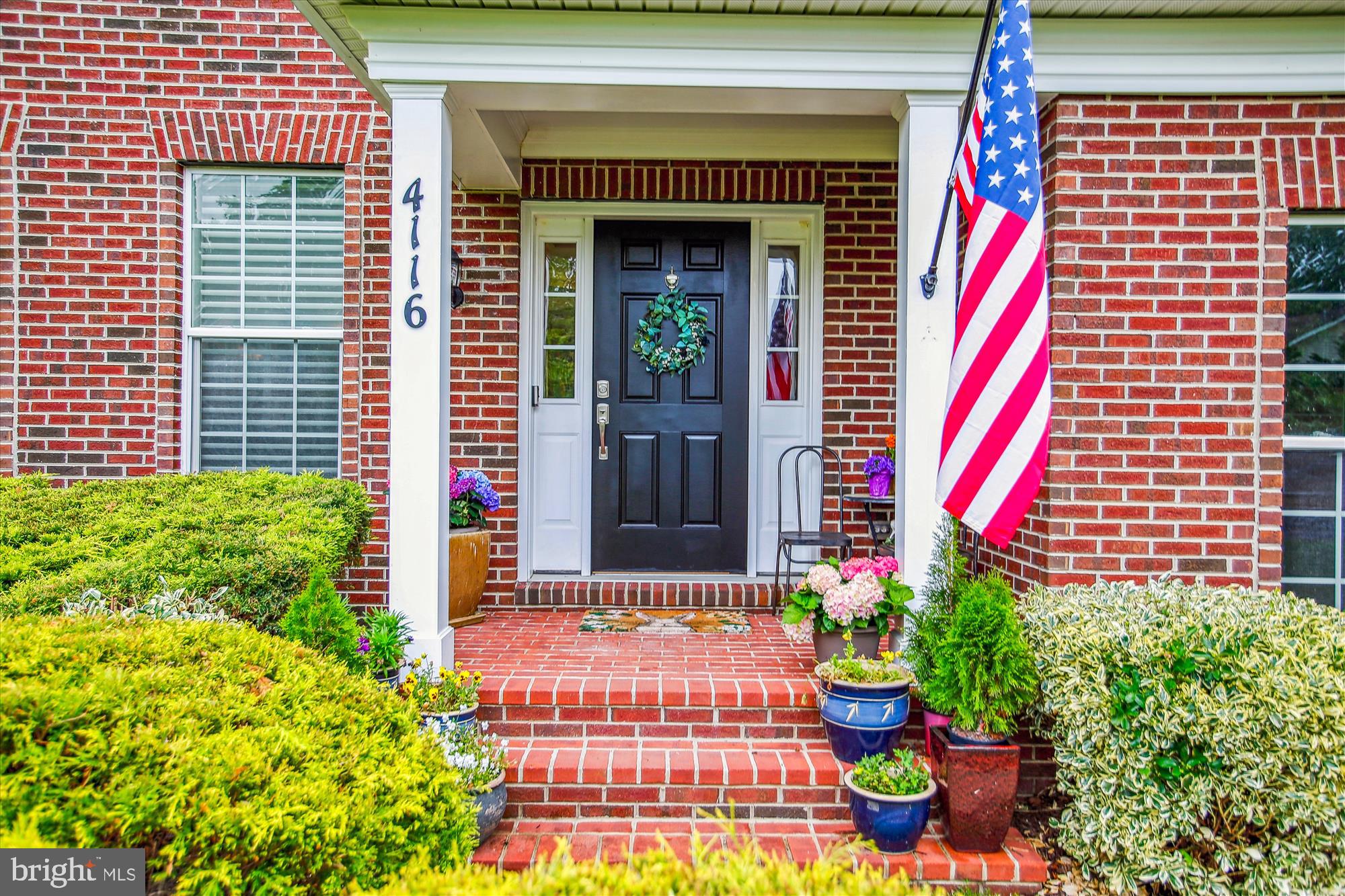 Real estate listing preview #2