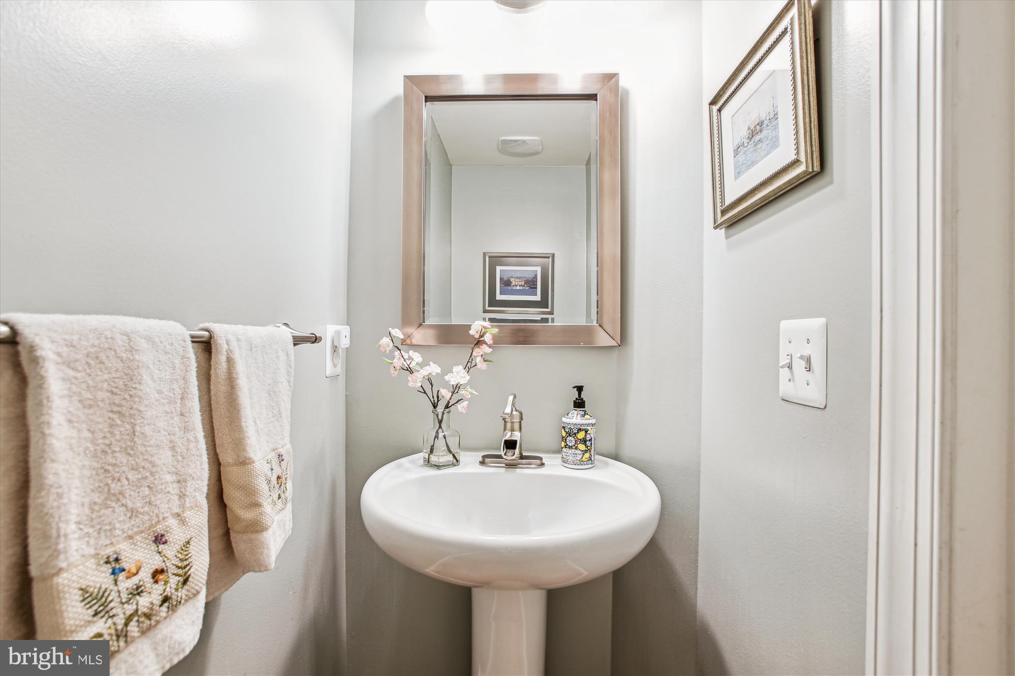 Real estate listing preview #23